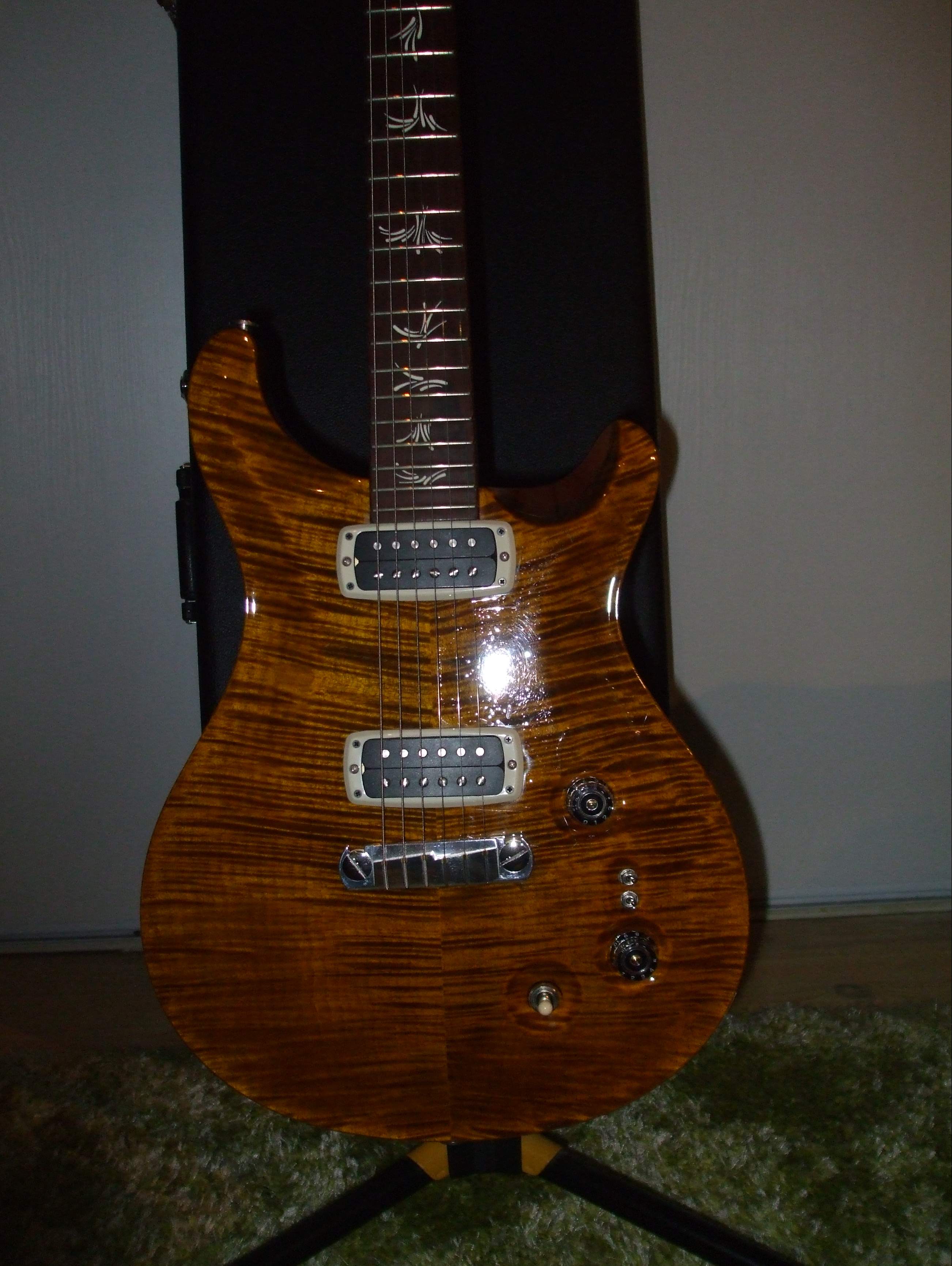 Photo PRS Paul's Guitar Artist Grade Yellow Tiger PRS Paul's Guitar Artist Grade Yellow Tiger