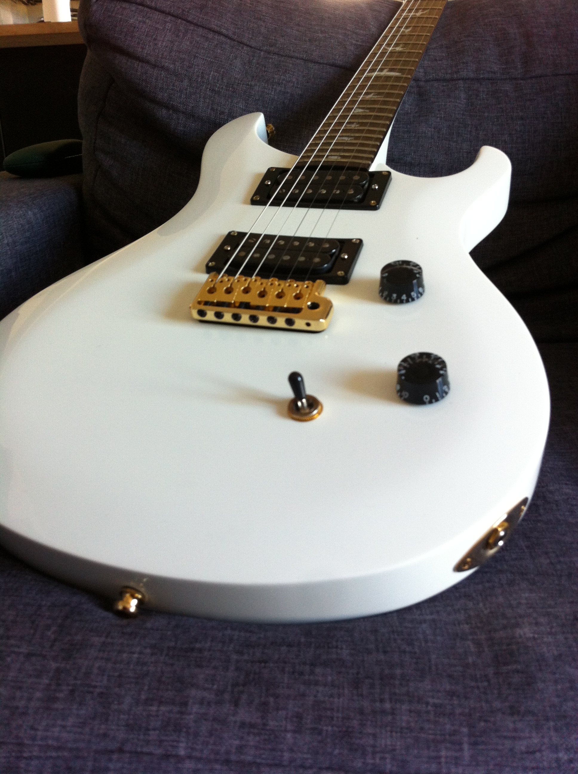 SE DAVE NAVARRO - JET WHITE - PRS SE Dave Navarro - Jet White ...