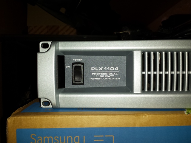 PLX1104 - QSC PLX1104 - Audiofanzine