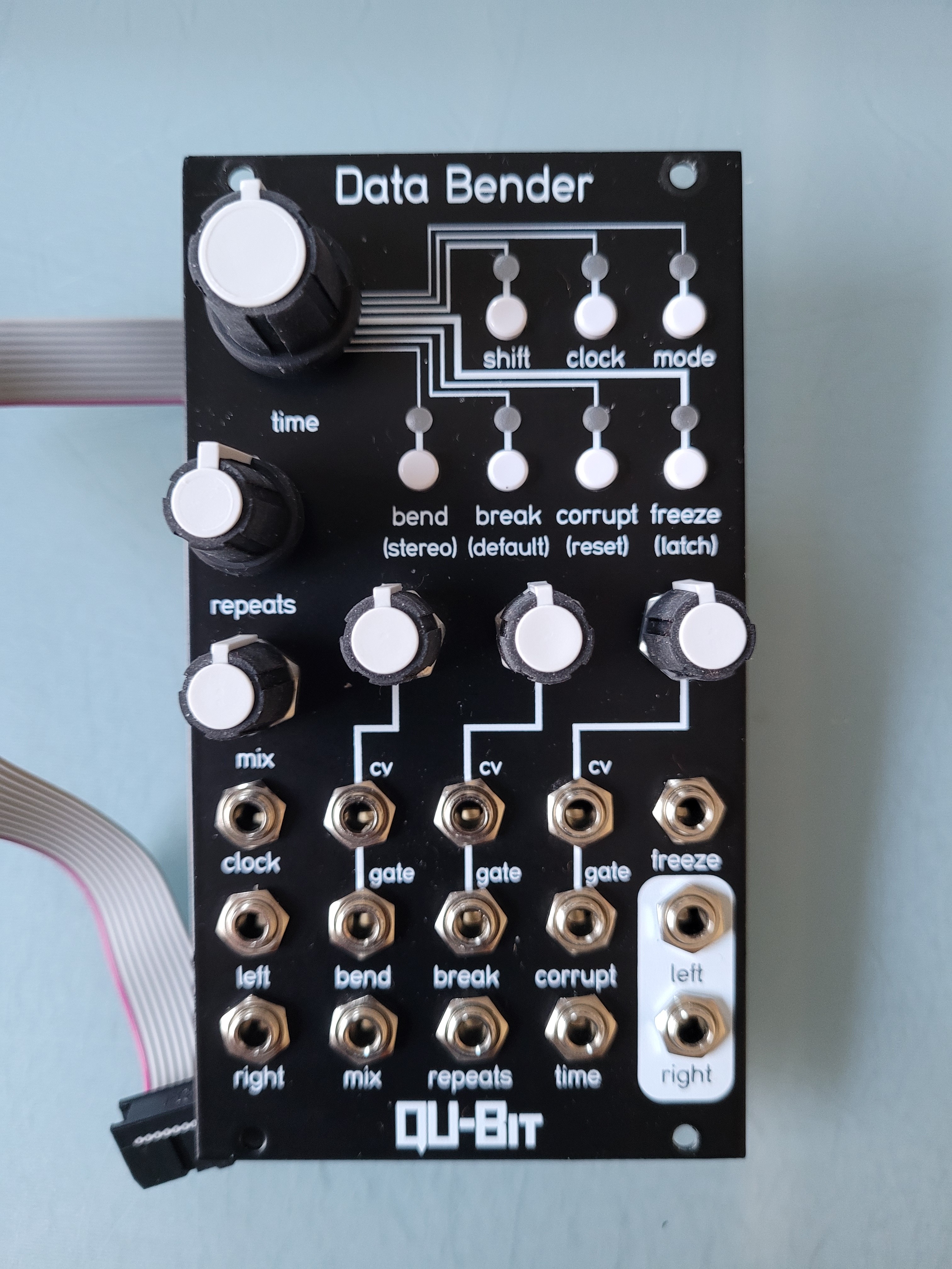 Data Bender - Qu-Bit Electronix Data Bender - Audiofanzine
