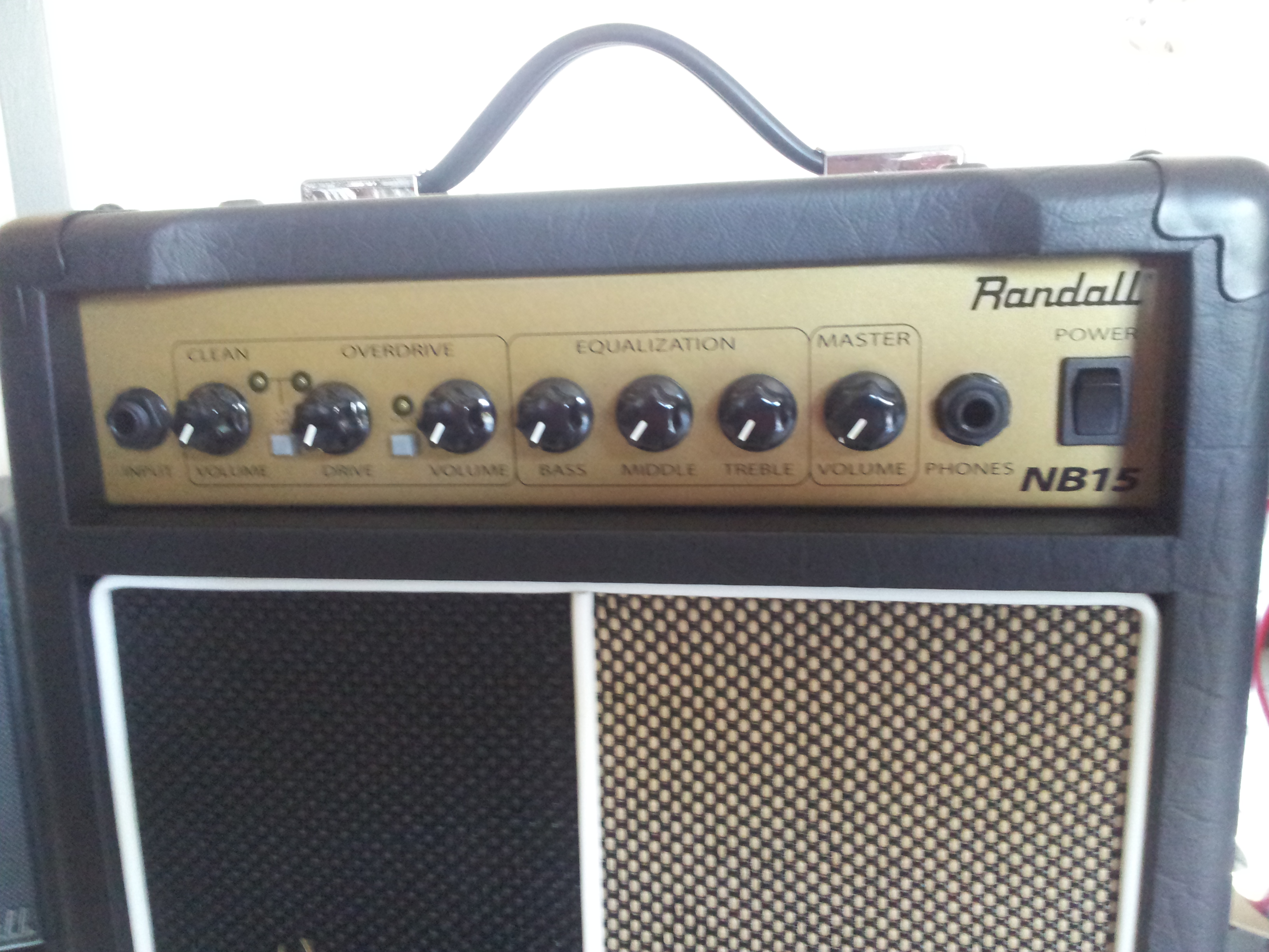 NB15 - Randall NB15 - Audiofanzine