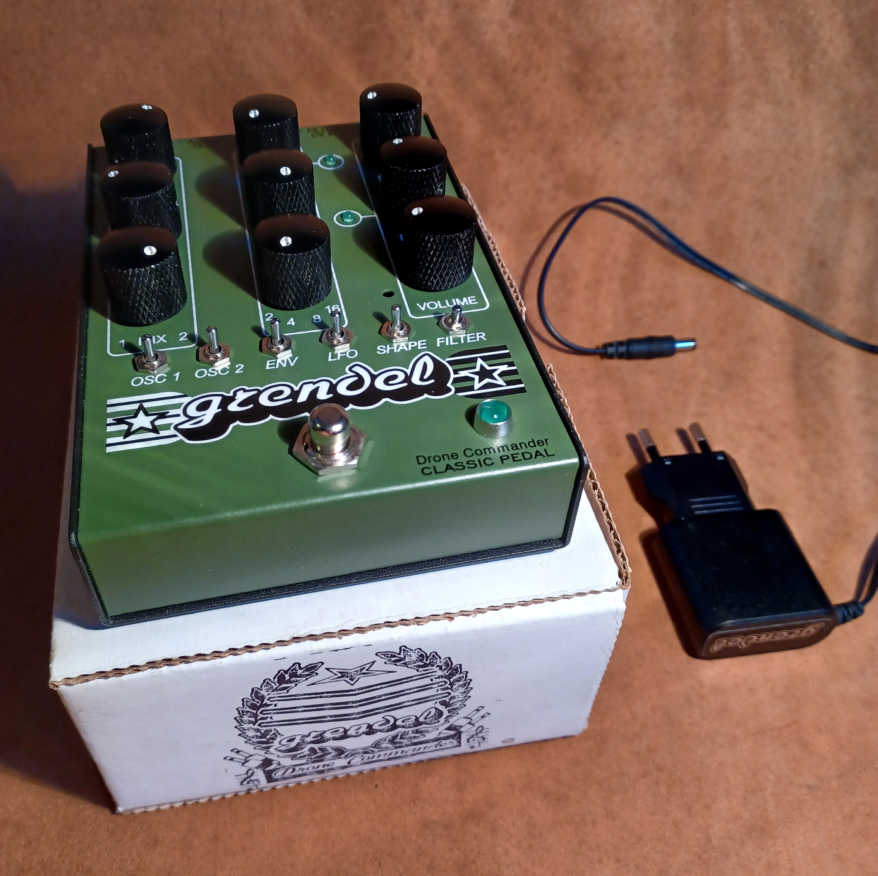 Grendel Drone Commander Classic Pedal Rare Waves - Audiofanzine