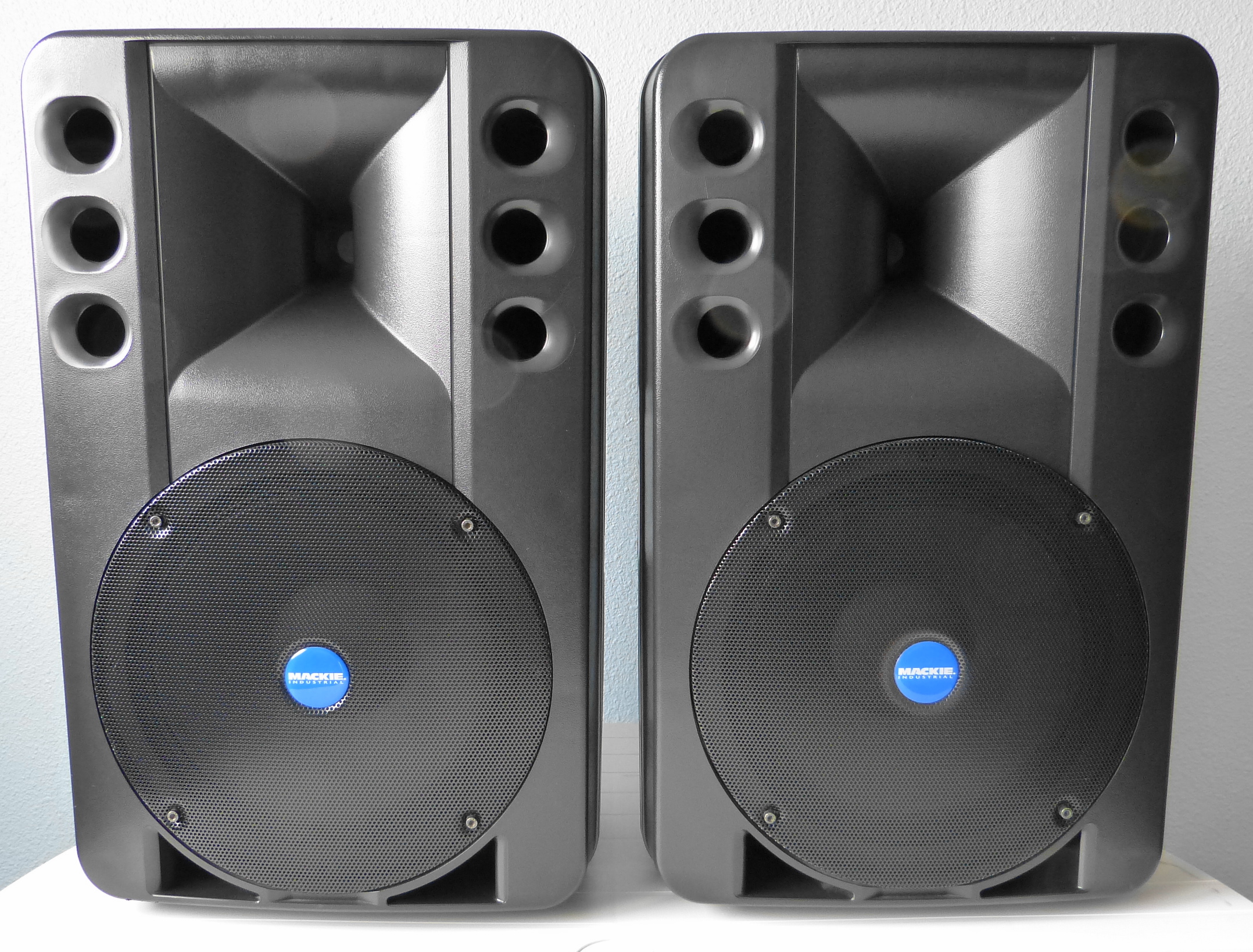 Photo RCF ART 300-A : RCF ART 300 A (#708877) - Audiofanzine