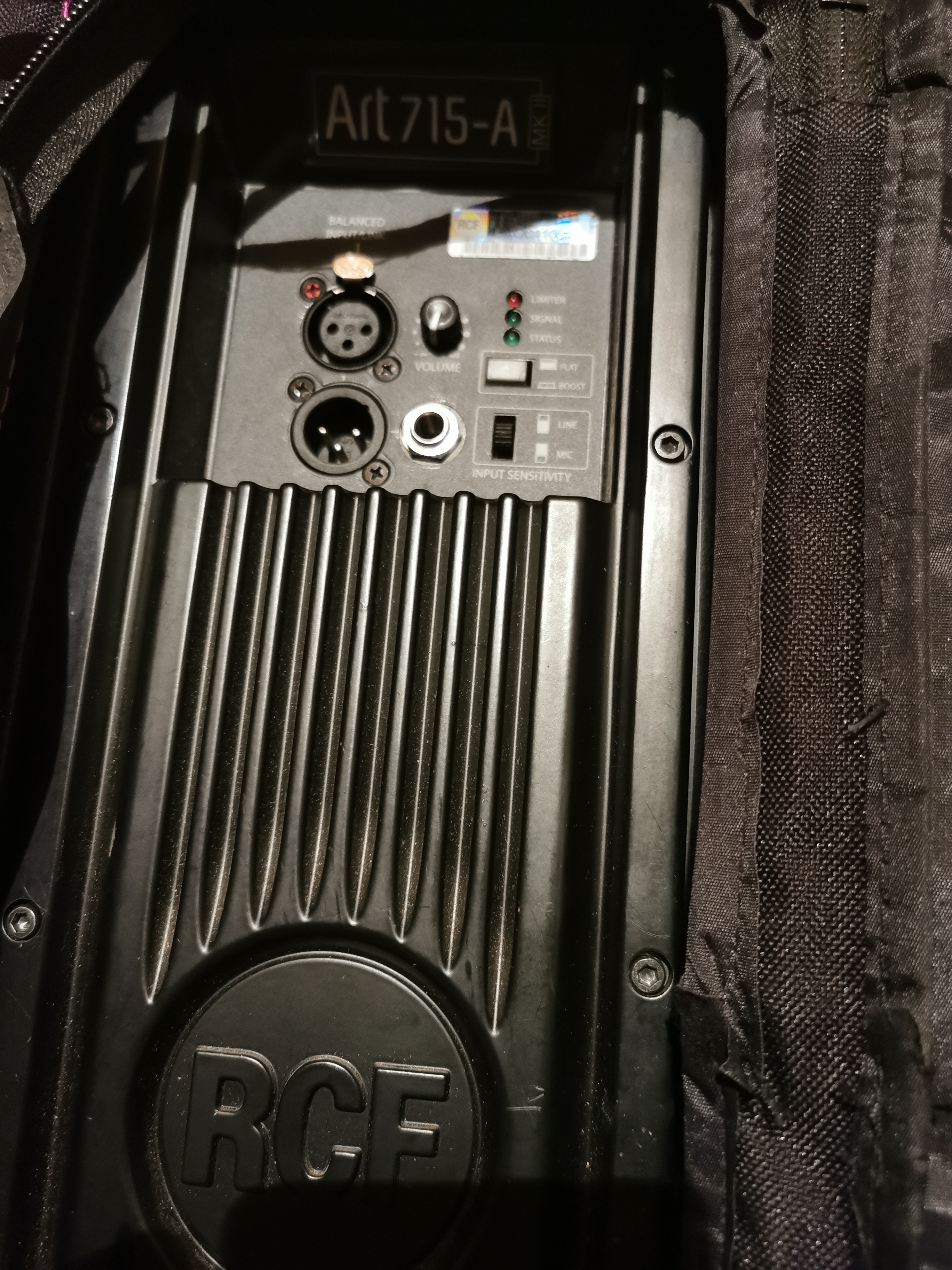 Vends RCF ART 715-A MK II (Poitou-Charentes) - Audiofanzine