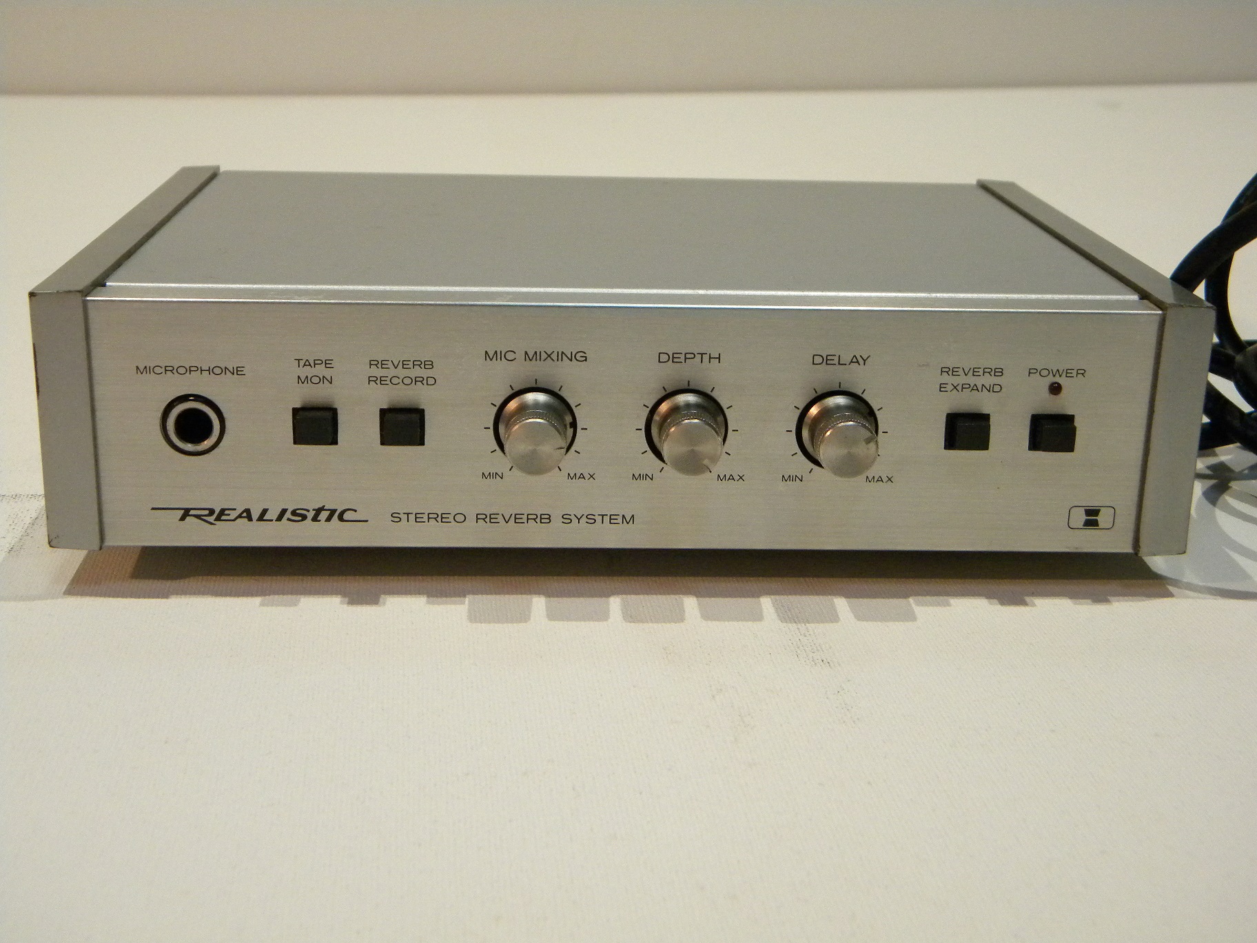 STEREO REVERB SYSTEM Realistic stereo reverb system Audiofanzine