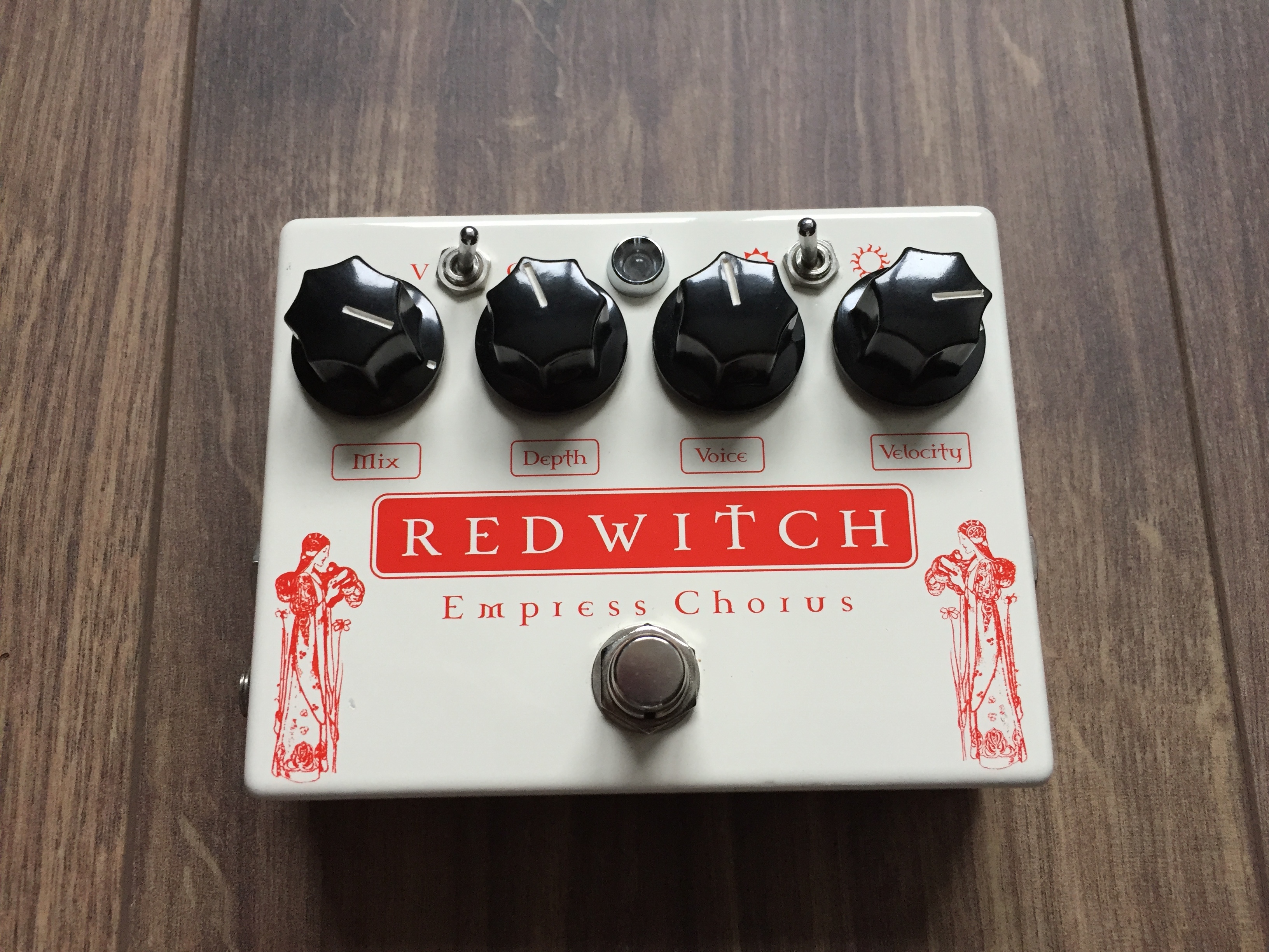 Red Witch Empress Chorus - Audiofanzine