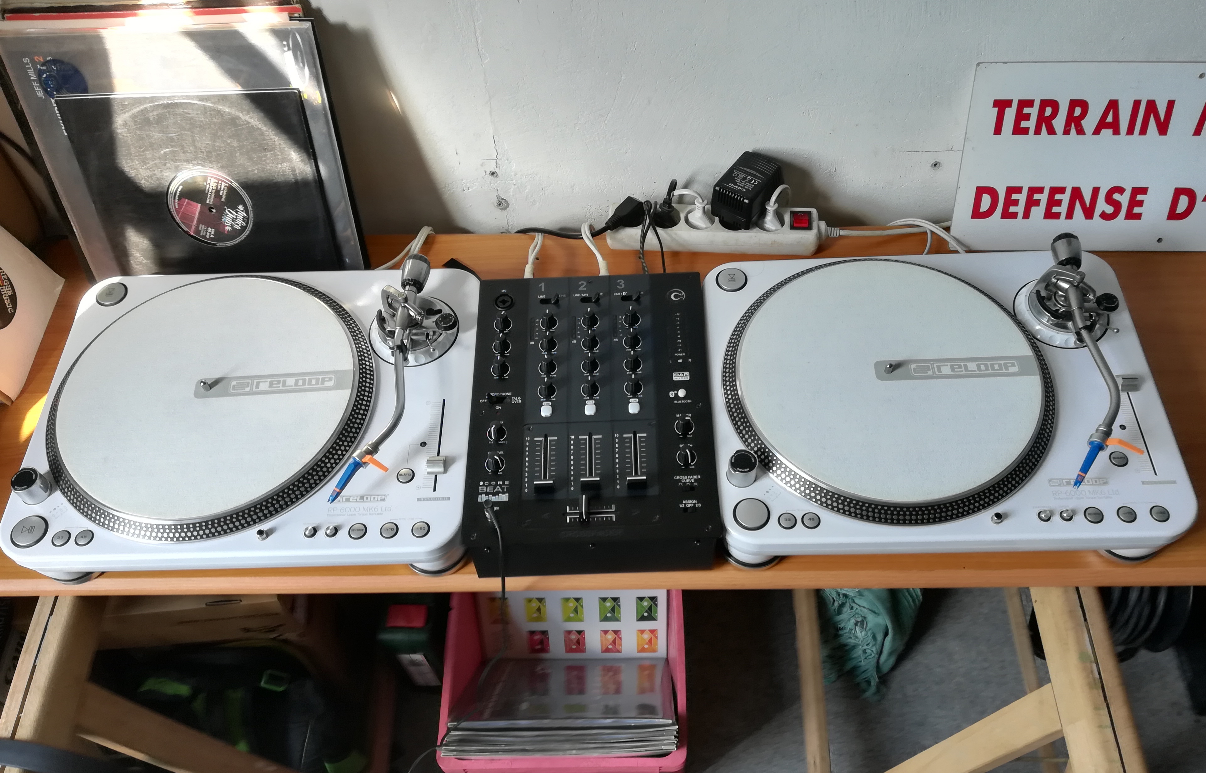 PLATINE VINYLE DJ RP 6000 MK6 Comparer les prix de PLATINE VINYLE DJ RP  6000 MK6 sur Hellopro.fr