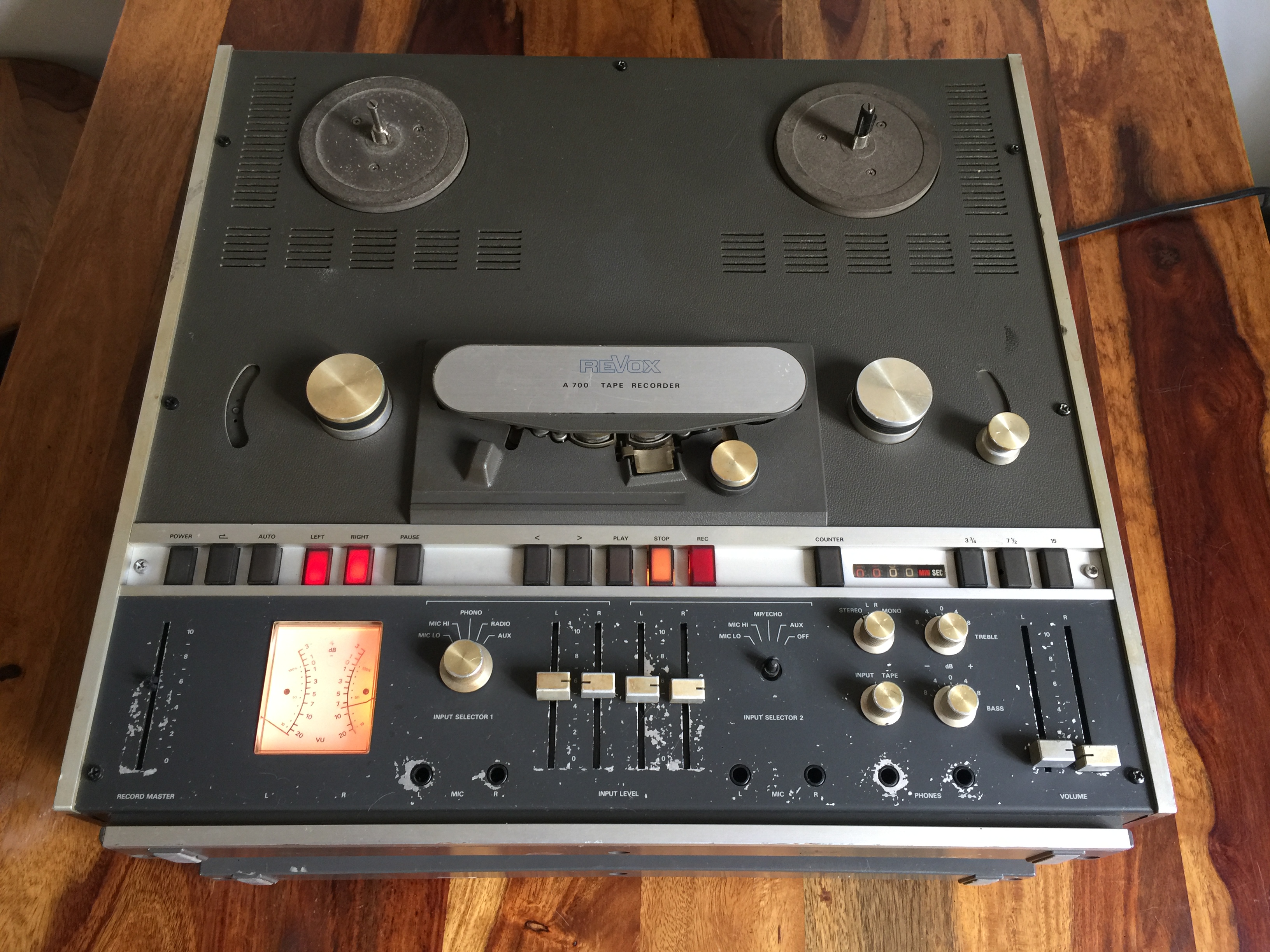 A700 Revox A700 Audiofanzine