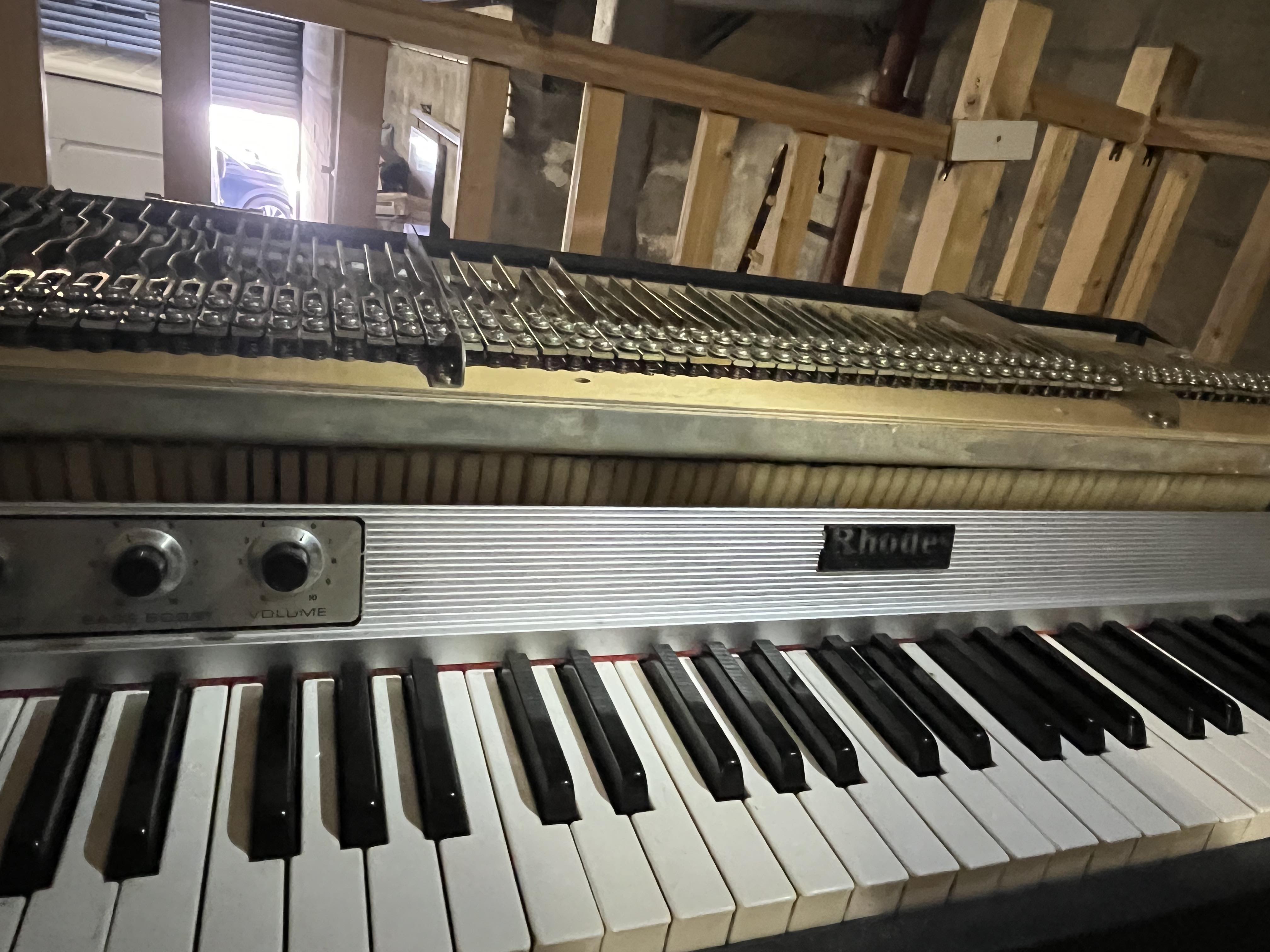 Mark I Stage 73 - Rhodes Mark I Stage 73 - Audiofanzine