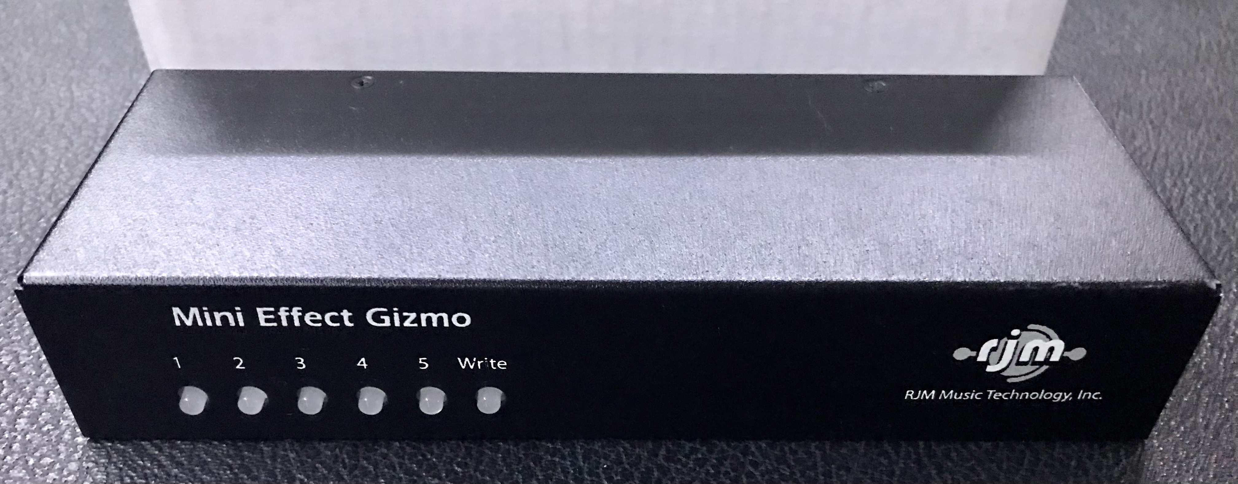 Mini Effect Gizmo Rjm Music Technologies Mini Effect Gizmo Audiofanzine