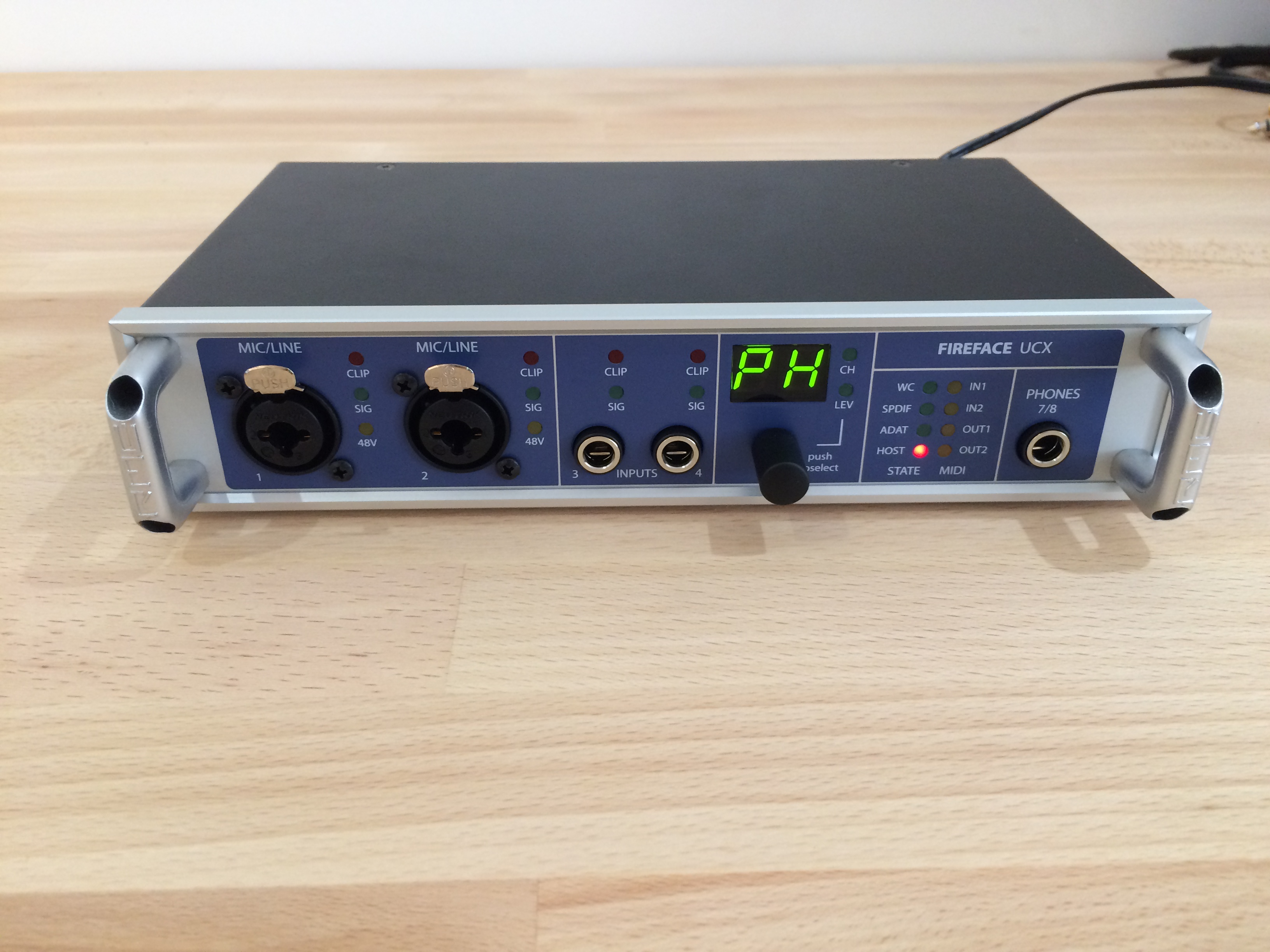 Звуковая карта rme fireface ucx