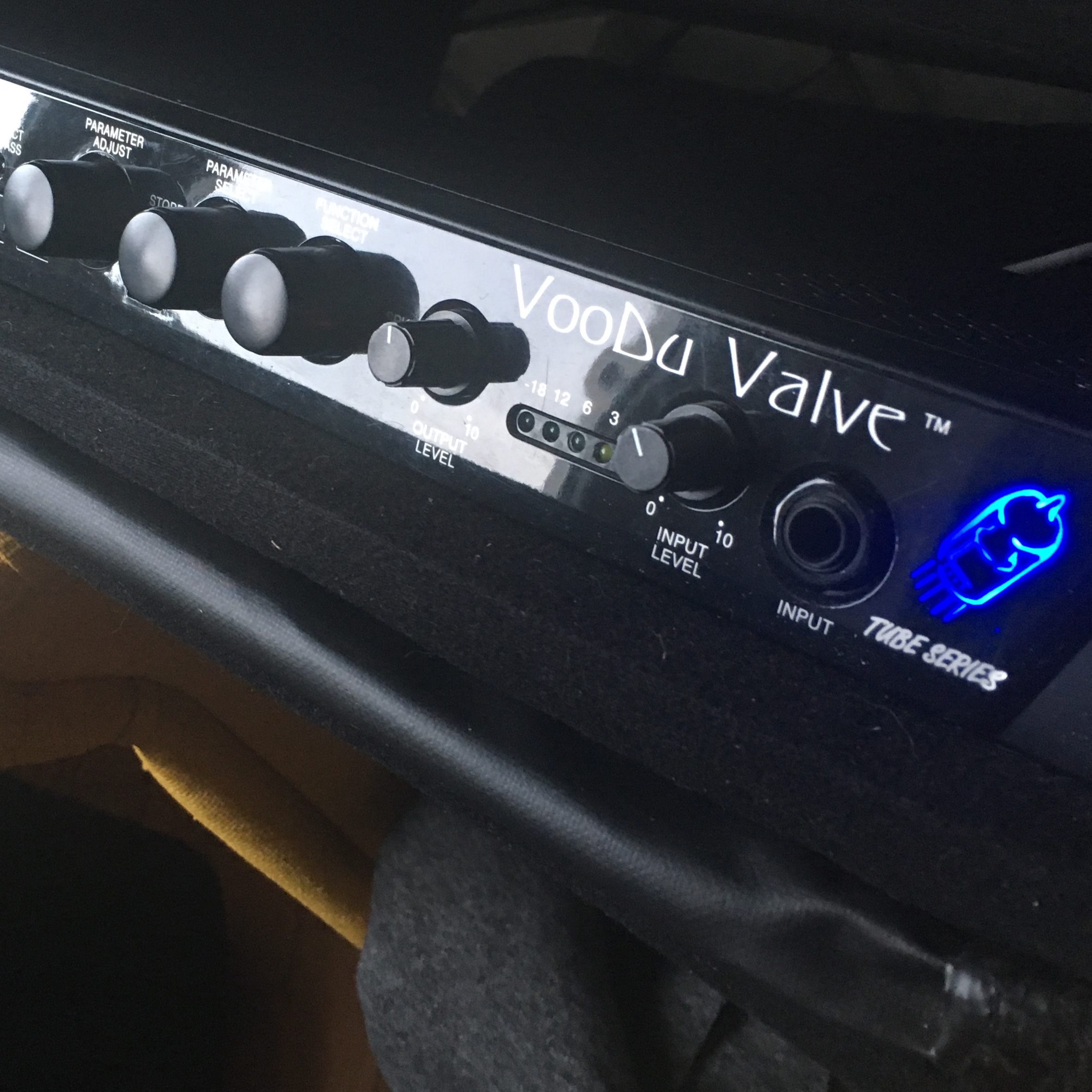 VOODU VALVE Rocktron Voodu Valve Audiofanzine