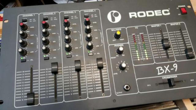 table de mixage rodec bx-9