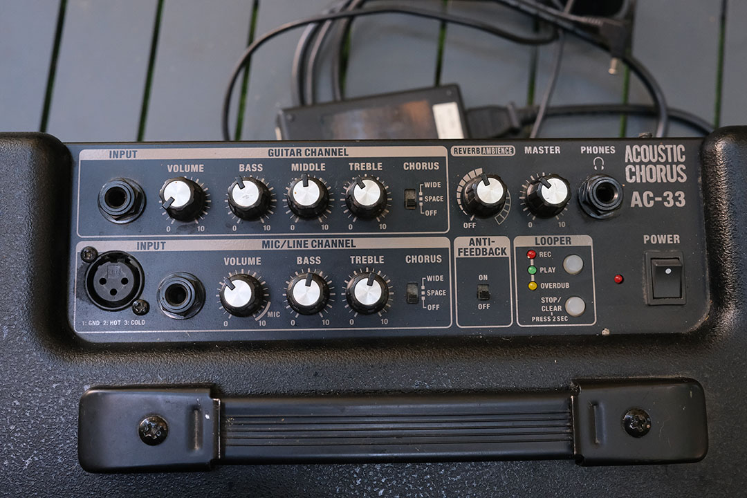 Ac 33 Roland Ac 33 Audiofanzine