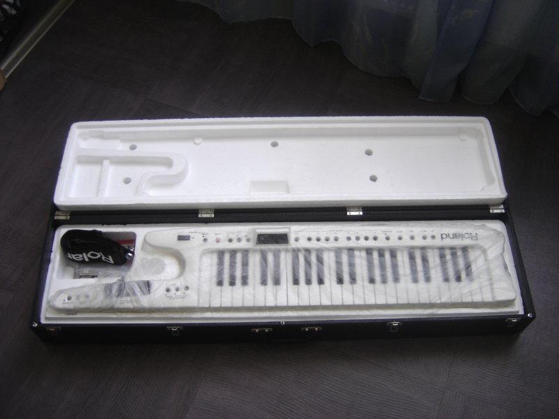 Photo Roland AX7 Roland AX7 (1150) (244677) Audiofanzine