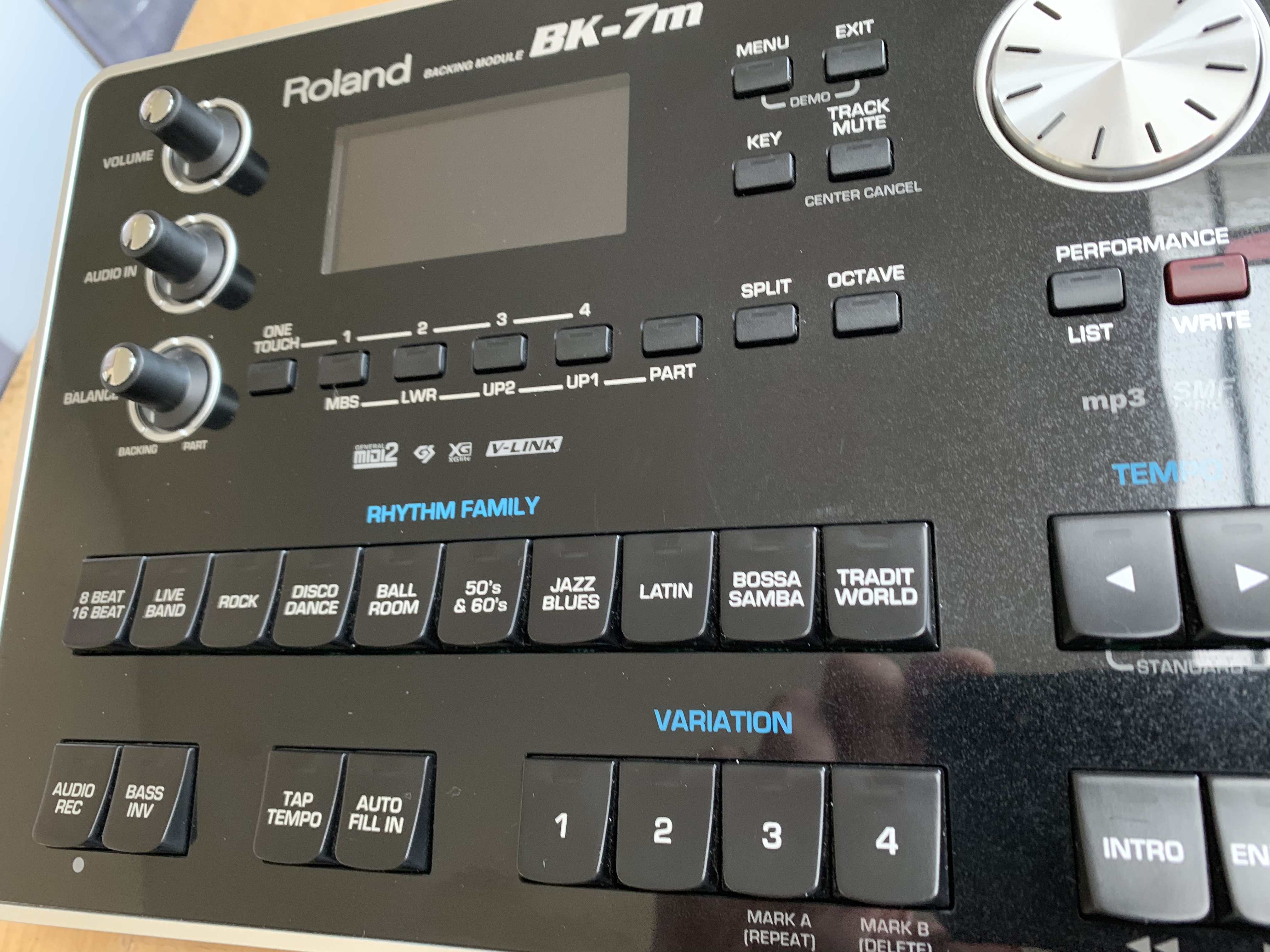 BK7M Roland BK7m Audiofanzine