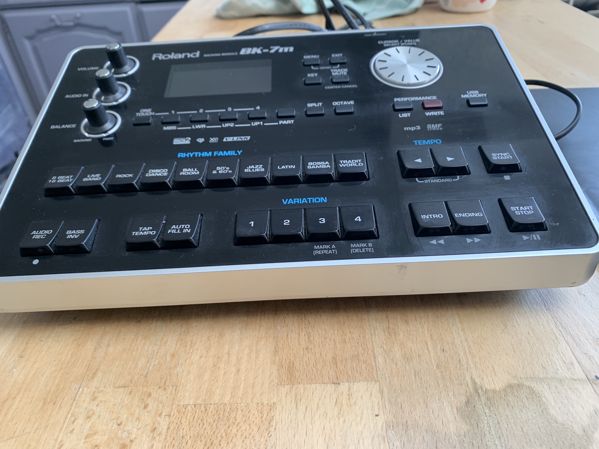 BK7m Roland BK7m Audiofanzine