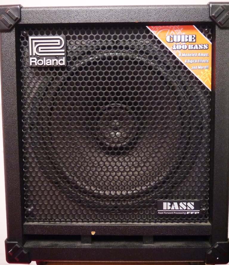 Basse Roland Cube 100 (Lorraine) - Audiofanzine