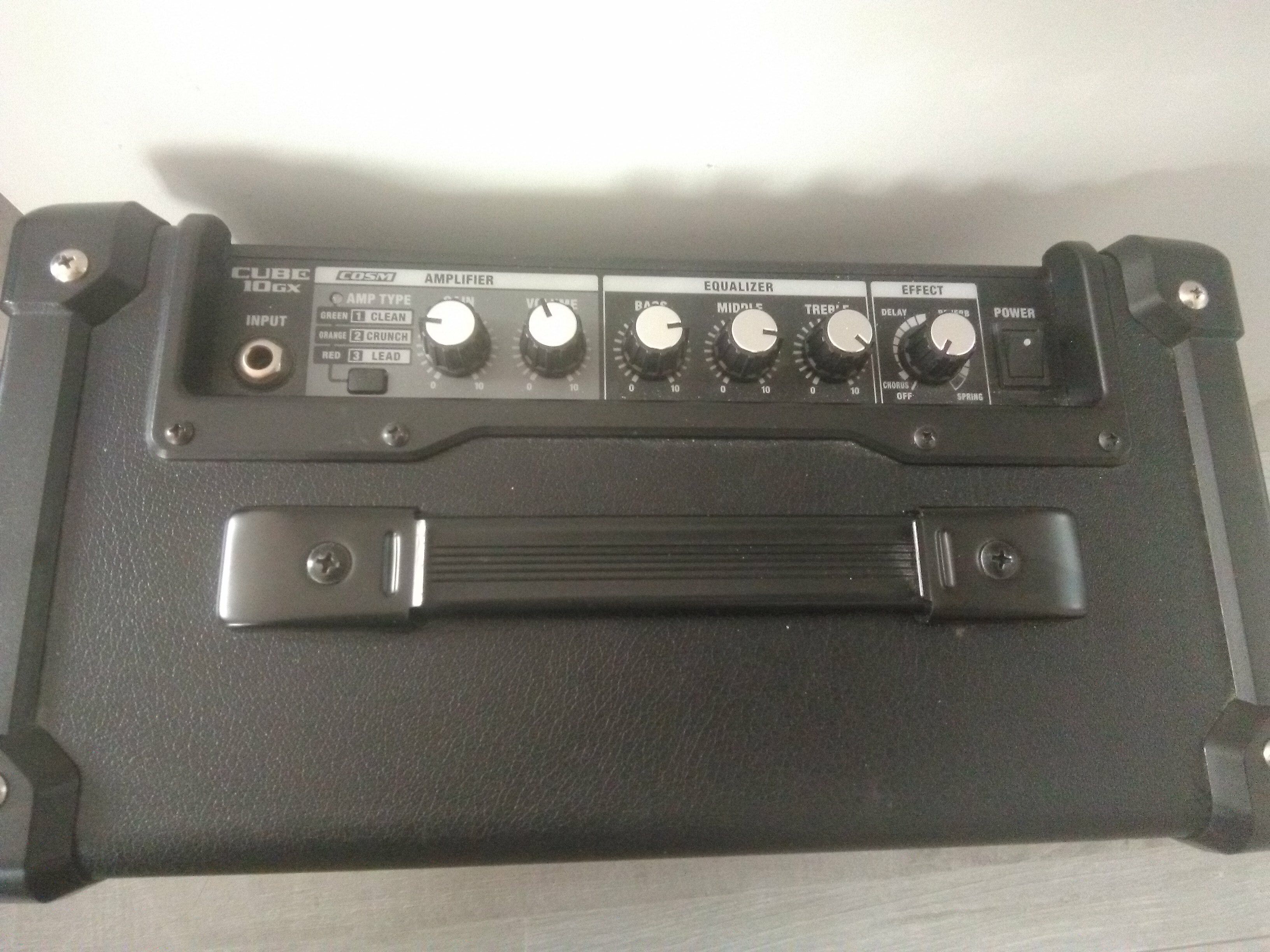 Cube-10GX - Roland Cube-10GX - Audiofanzine