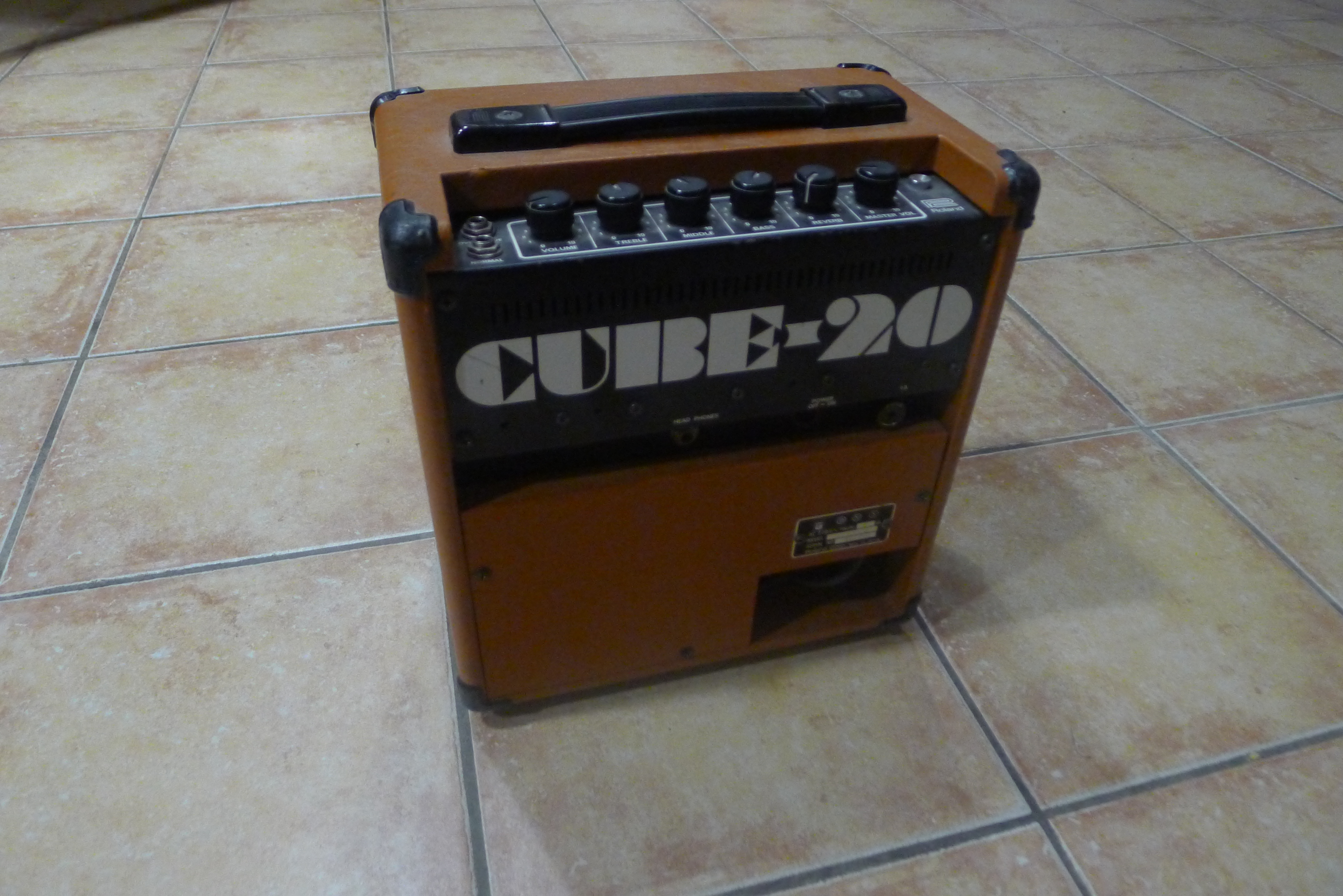 Cube 20 Vintage - Roland Cube 20 Vintage - Audiofanzine