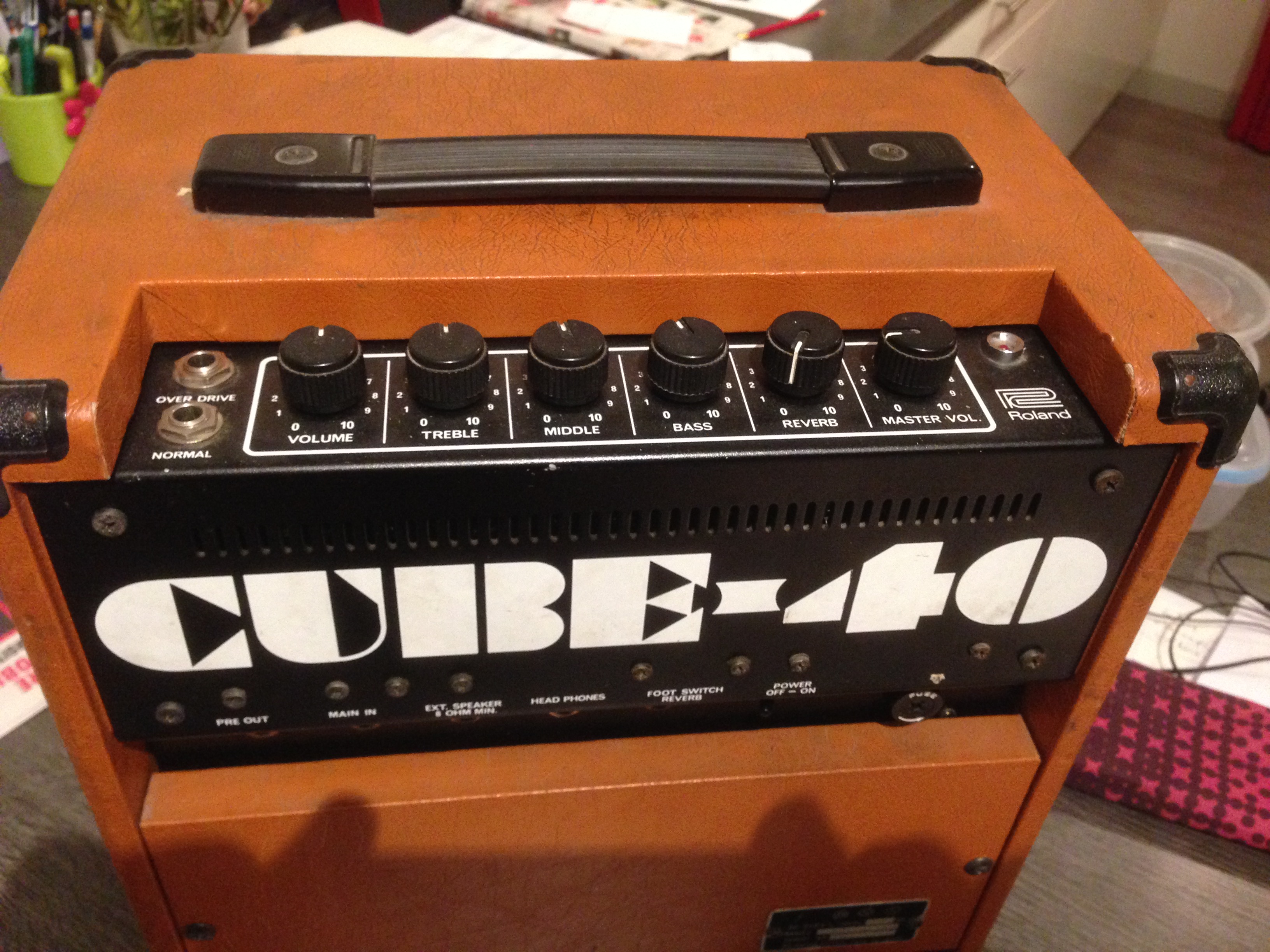 ギターRoland cube 40 fine mod 1985 waber スピーカー - ギターアンプ