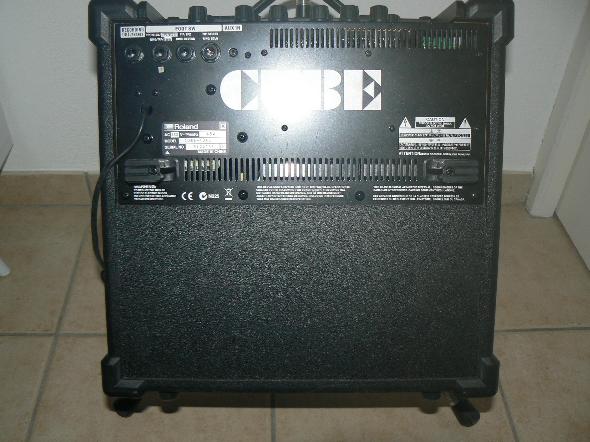 Cube-40XL Roland Cube-40XL Audiofanzine