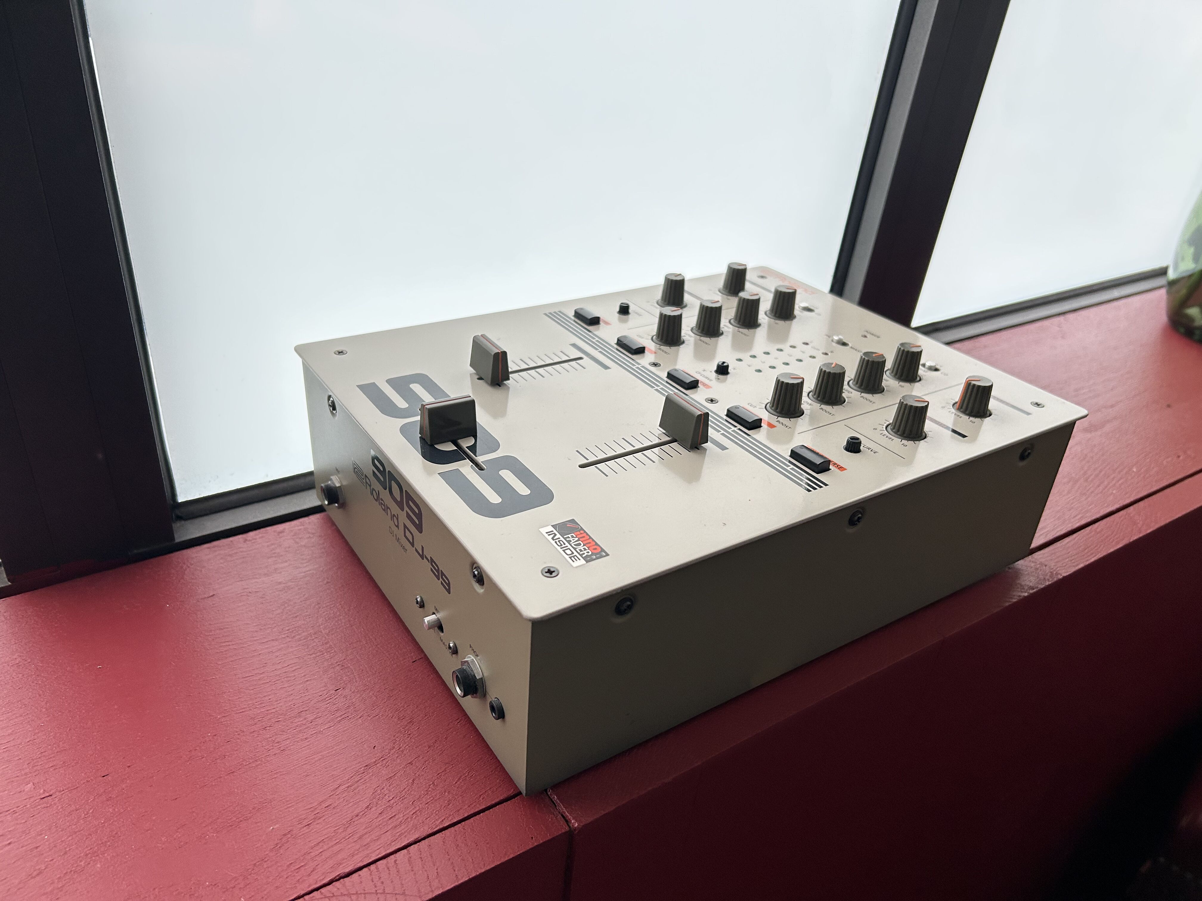 DJ-99 - Roland DJ-99 - Audiofanzine