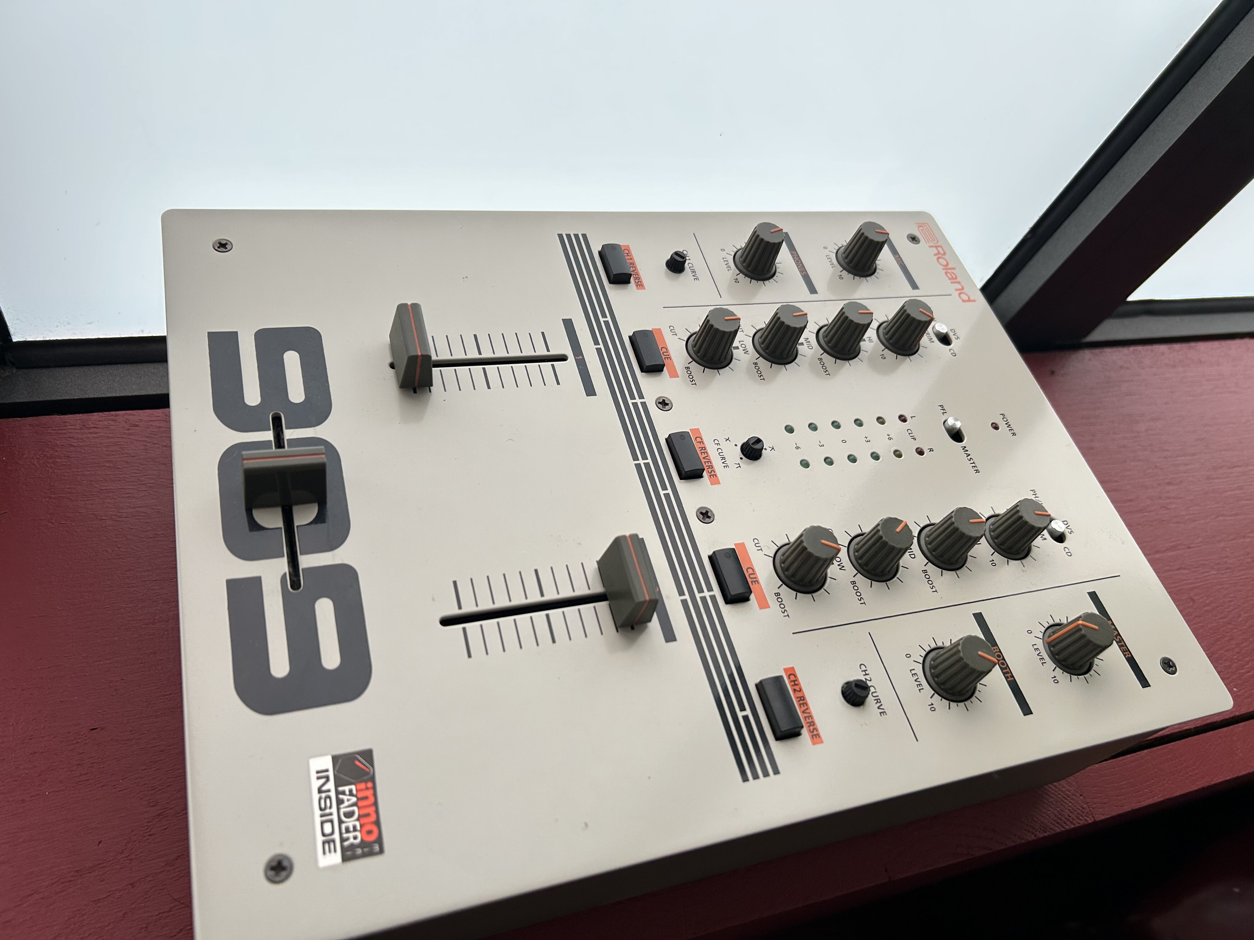 DJ-99 - Roland DJ-99 - Audiofanzine