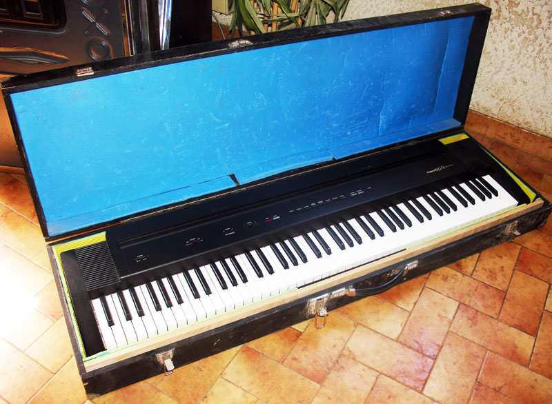 Photo Roland EP9e Roland EP9e (19686) (830825) Audiofanzine