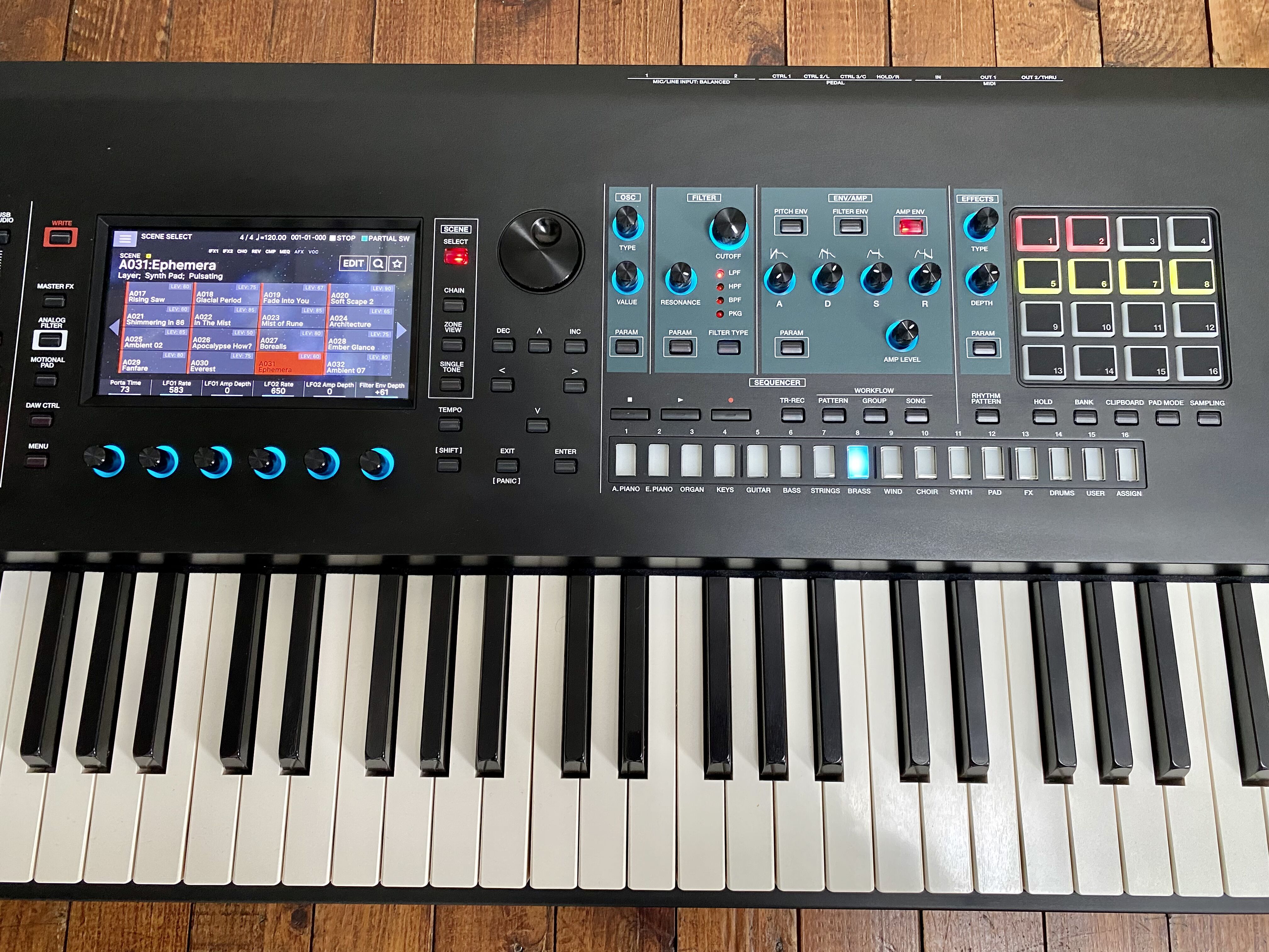 Fantom 8 Roland Fantom 8 Audiofanzine