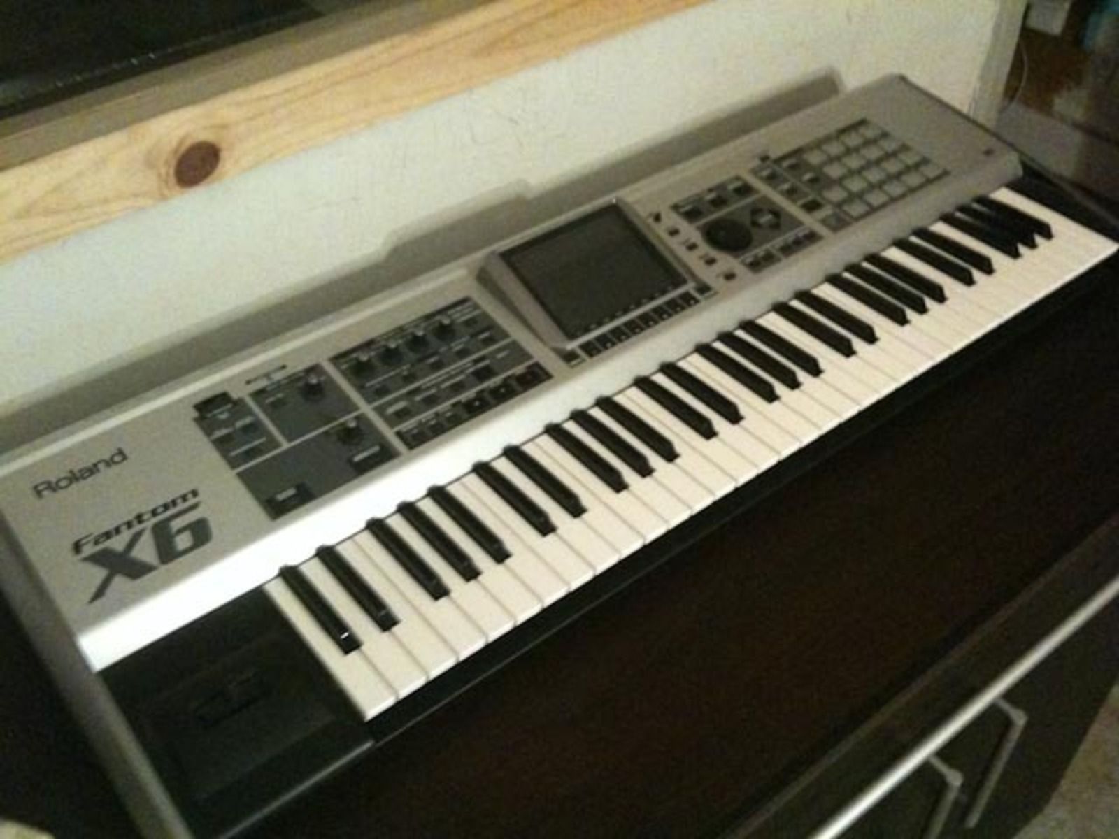 Photo Roland Fantom X6 Roland Fantom X6 (39612) (40570) Audiofanzine