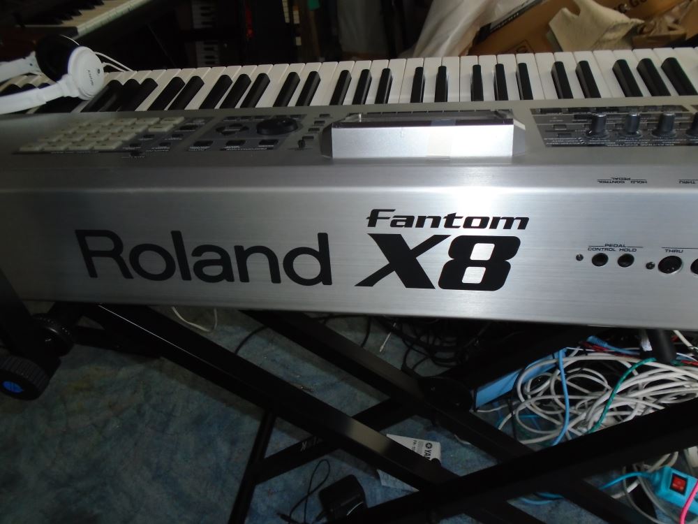 Roland Fantom X8 image (1778890) Audiofanzine