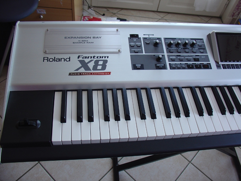 Roland Fantom X8 image (390431) Audiofanzine