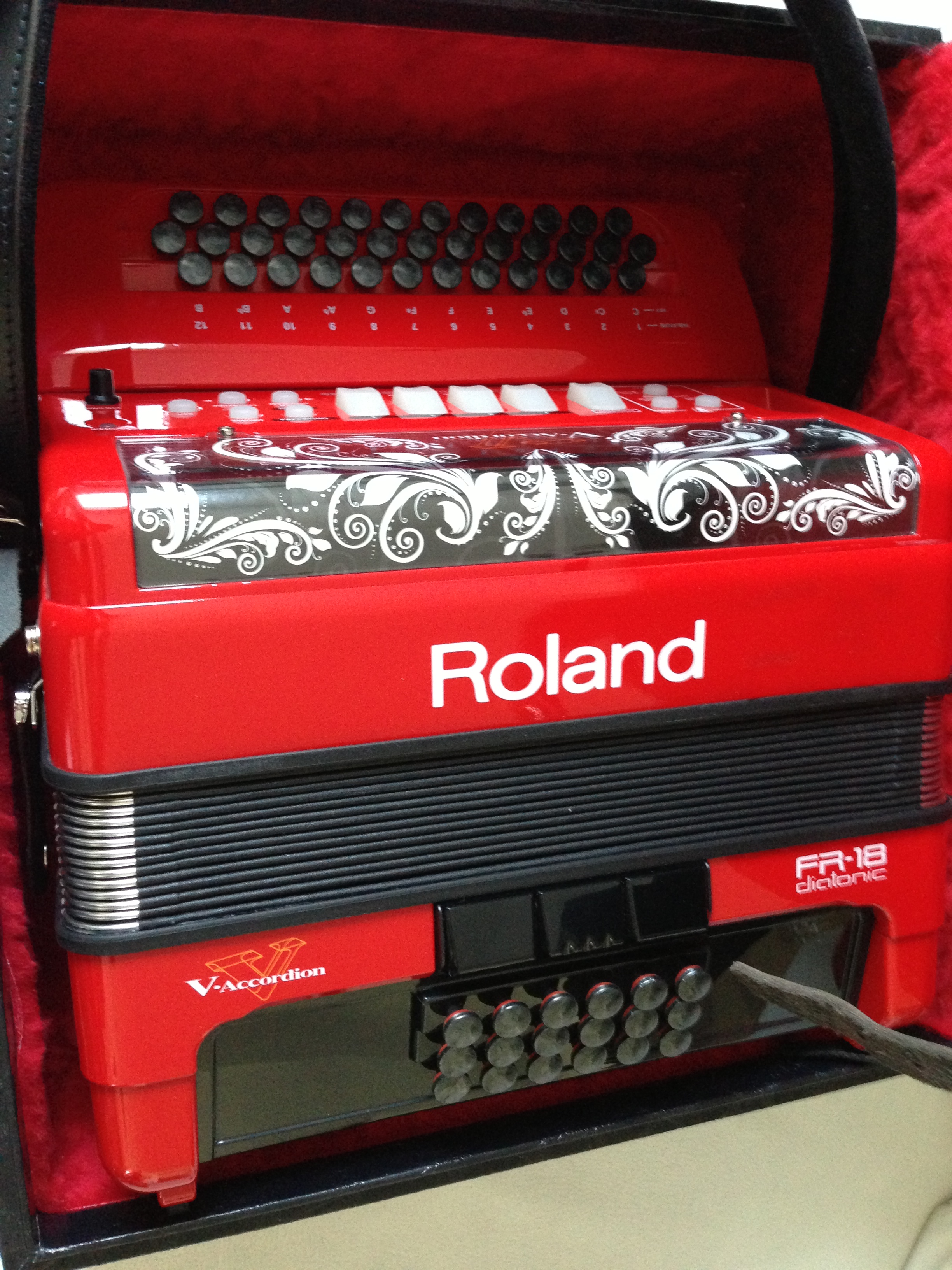 FR18D Roland FR18D Audiofanzine