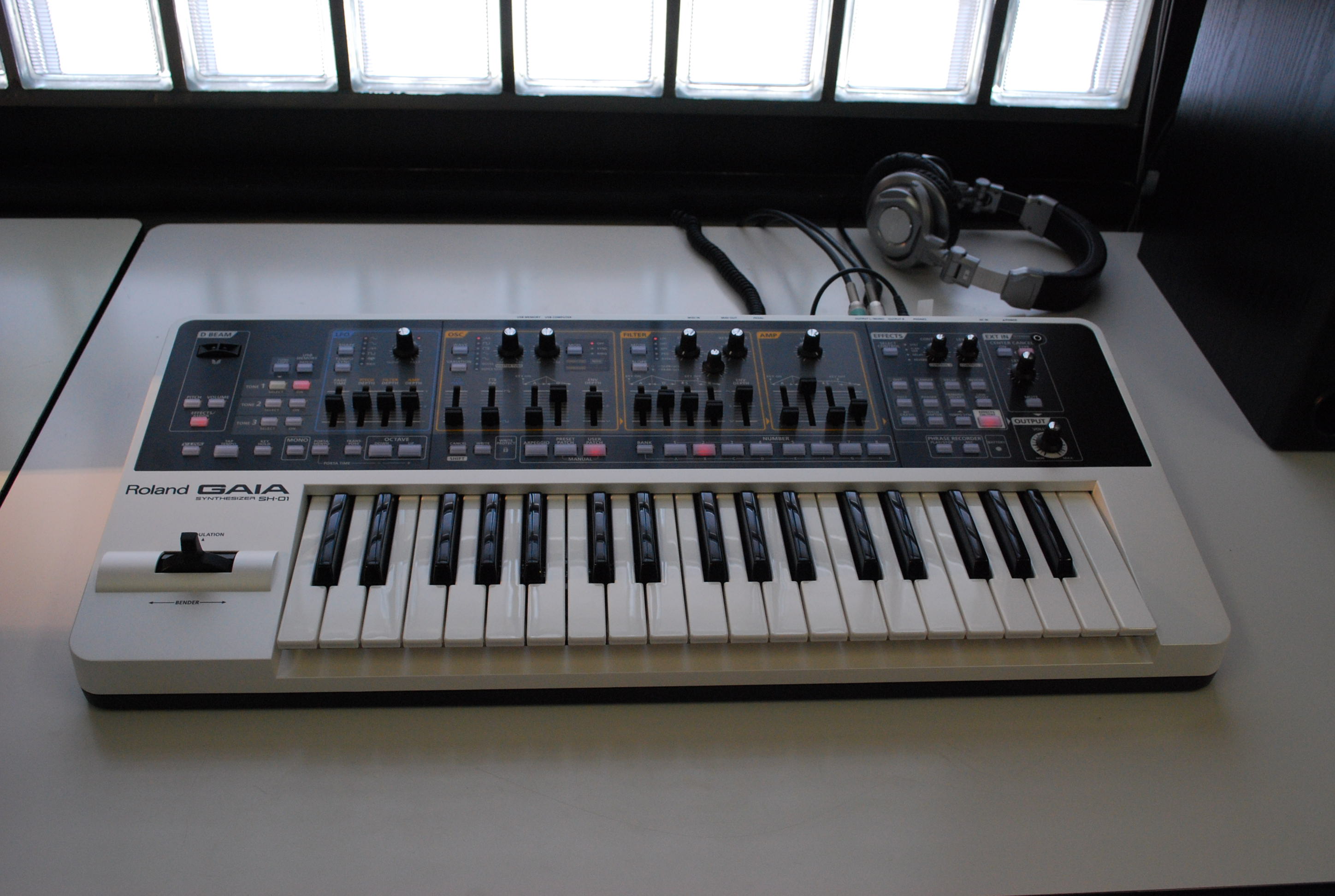 Roland GAIA SH-01 image (#722351) - Audiofanzine