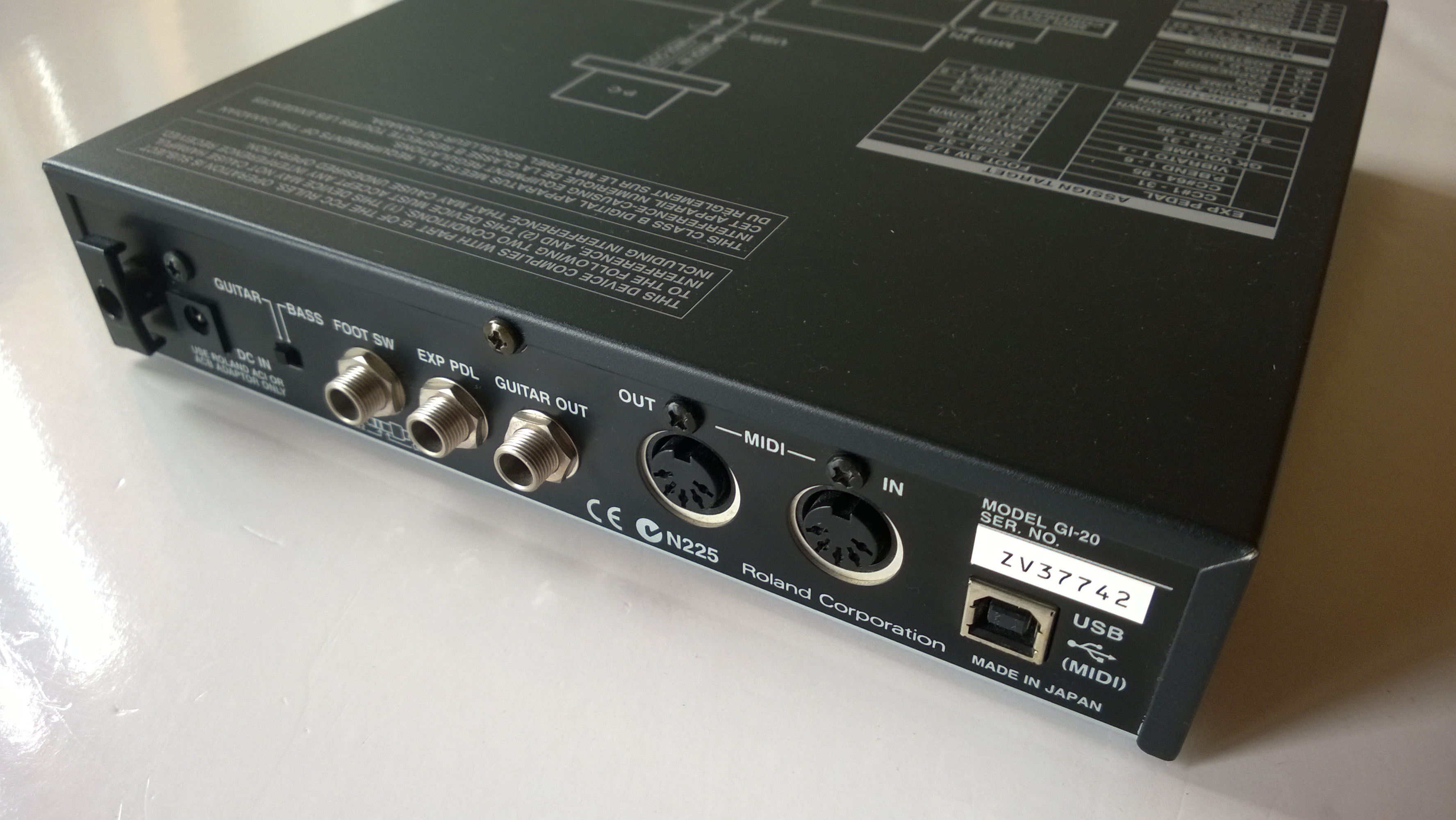 Photo Roland GI20 Roland GI20 (29658) (1168277) Audiofanzine