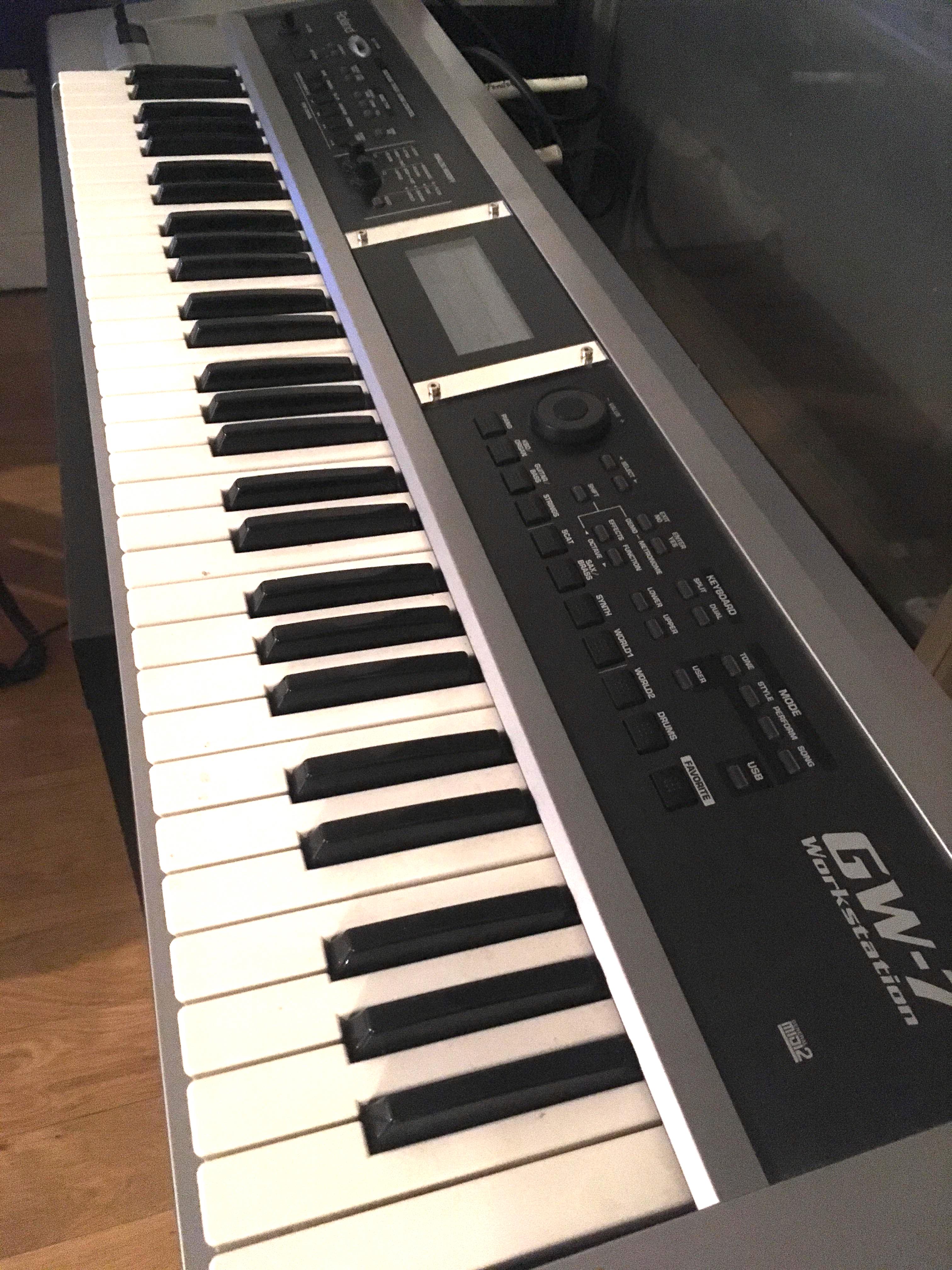 Vend Roland GW 7 Ile de France Audiofanzine vend-roland-gw-7-ile-de-france-audiofanzine