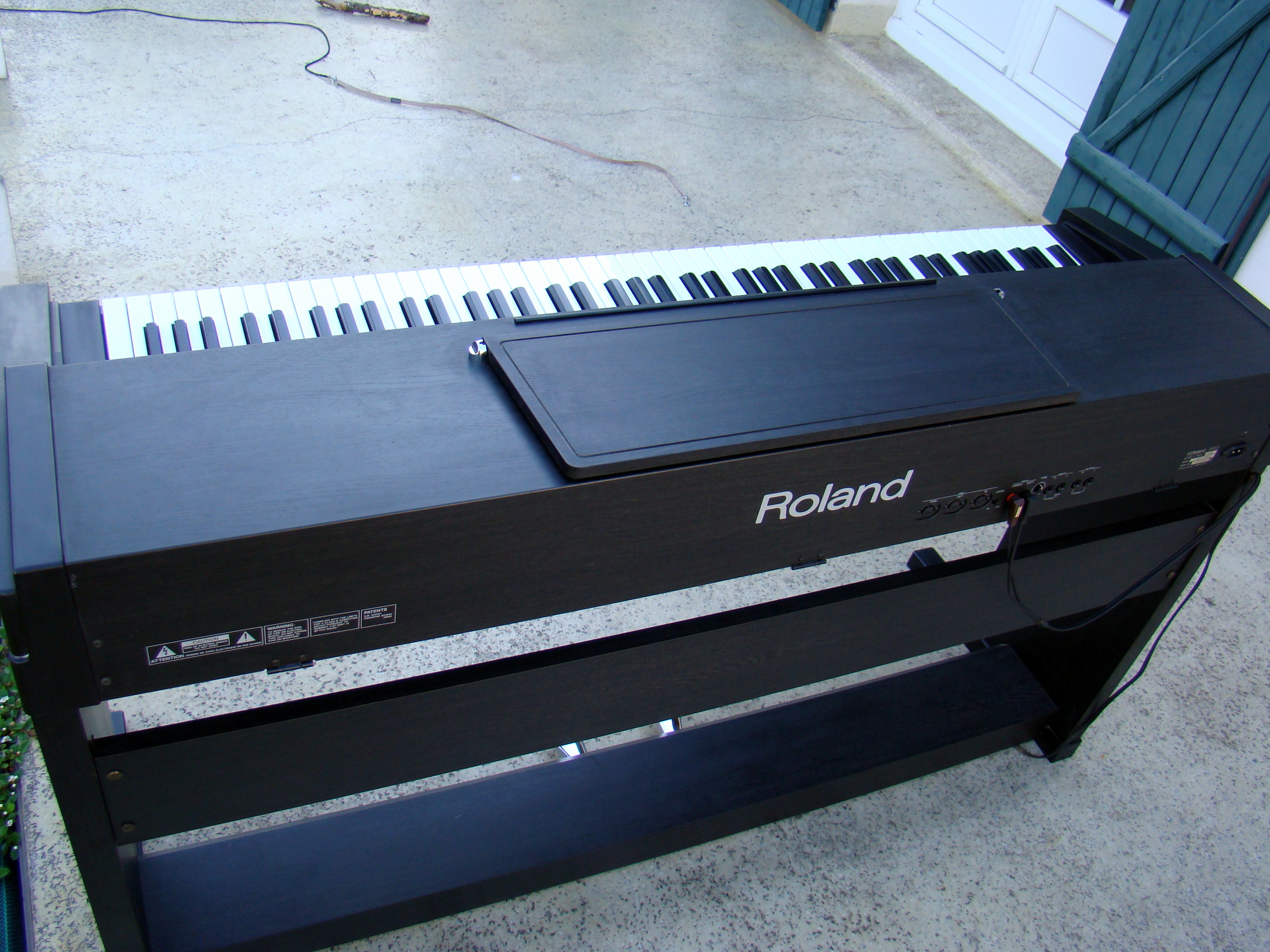 HP1700 - Roland HP1700 - Audiofanzine