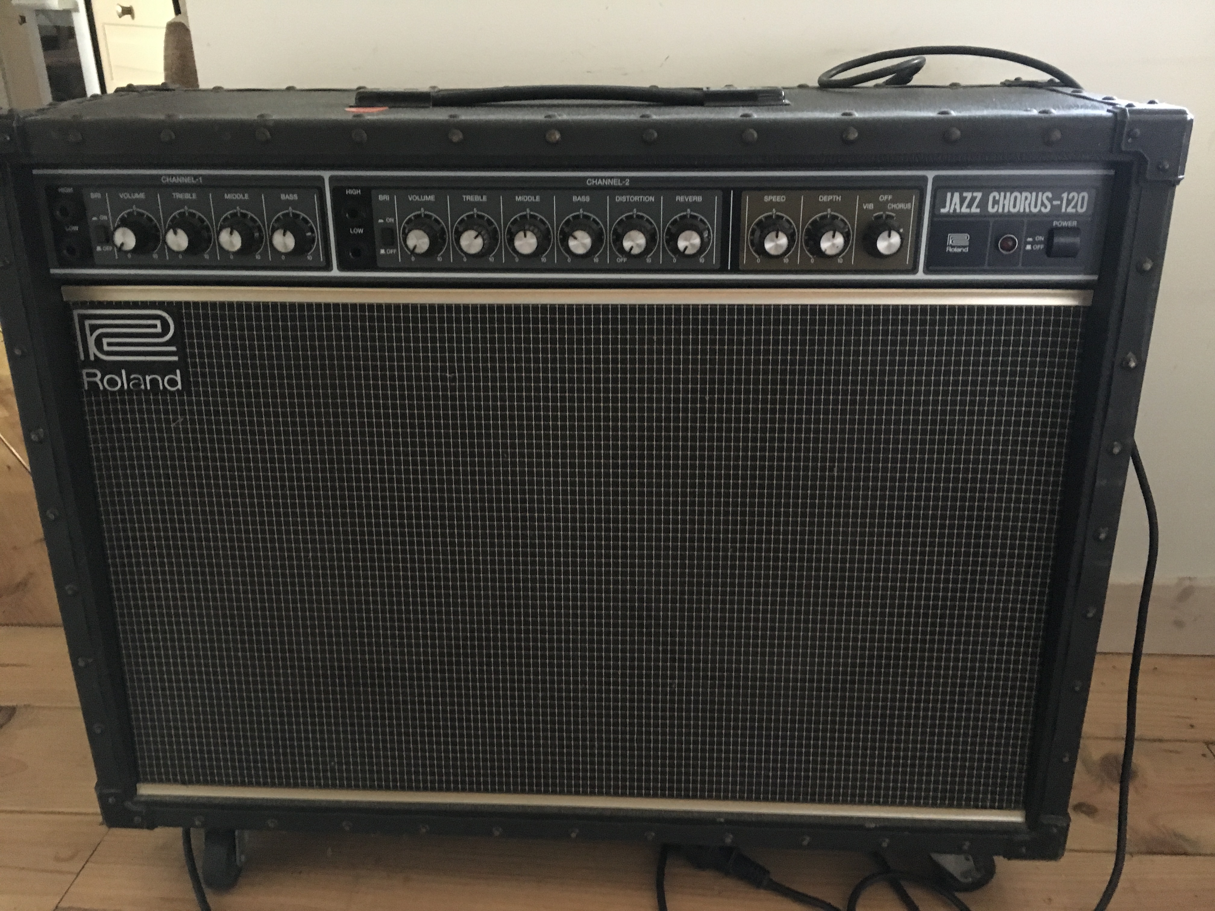 Roland Jazz Chorus JC120 Audiofanzine