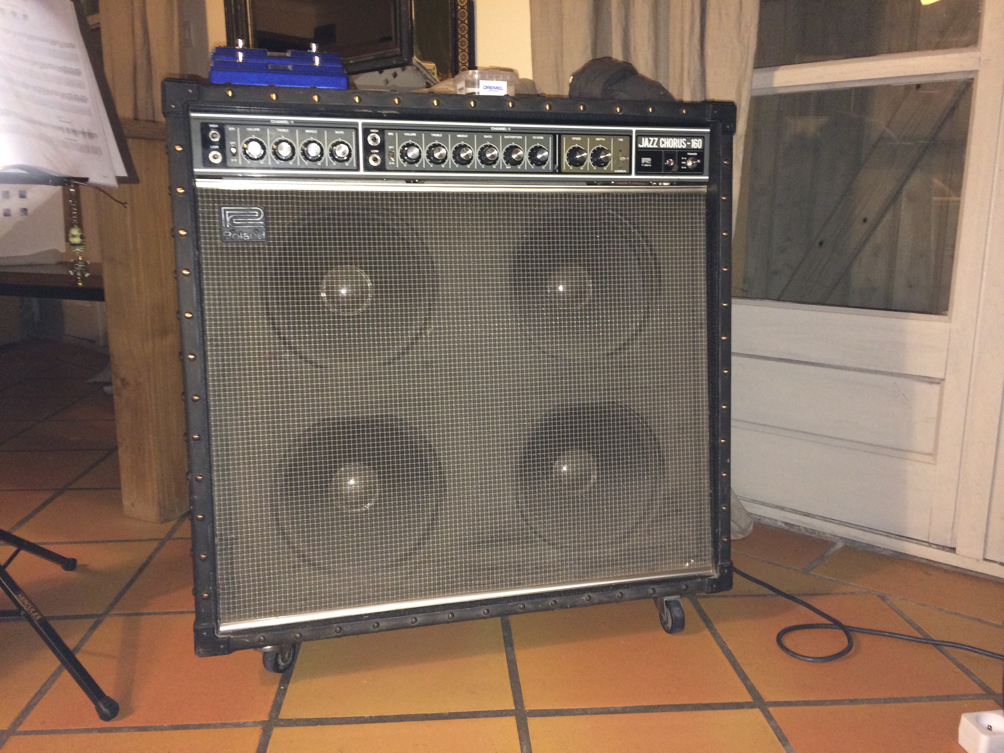 Roland Jazz Chorus JC160 (Vintage) image (1720514) Audiofanzine