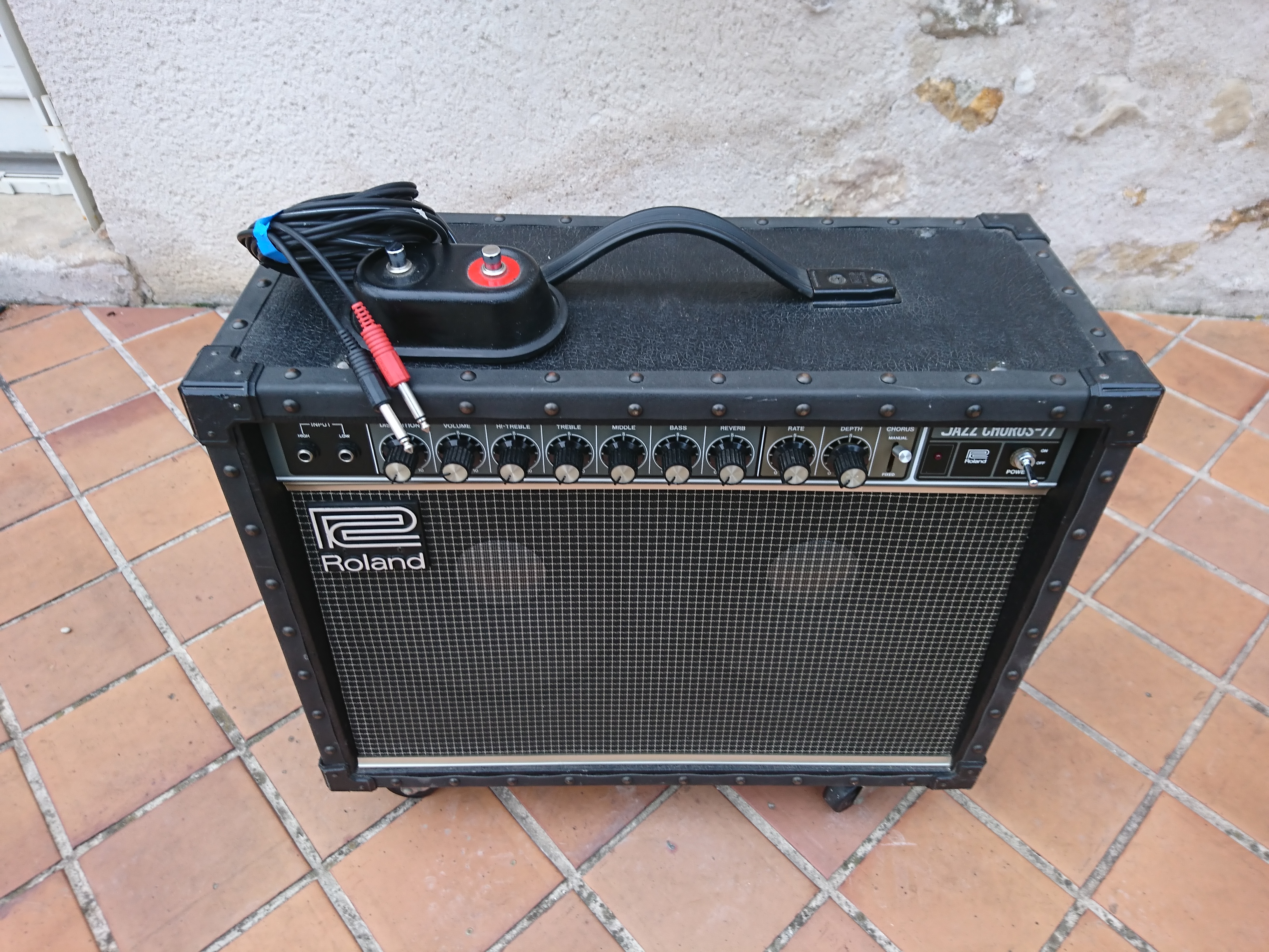 Jazz Chorus JC77 Roland Jazz Chorus JC77 Audiofanzine