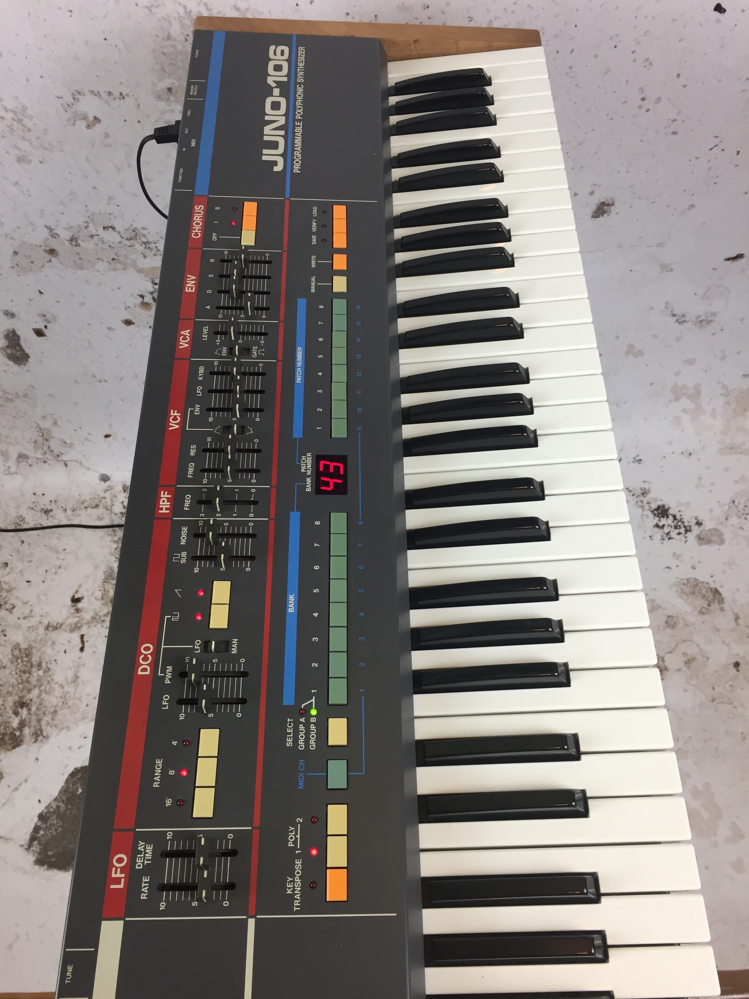 Roland JUNO106 image (2043710) Audiofanzine