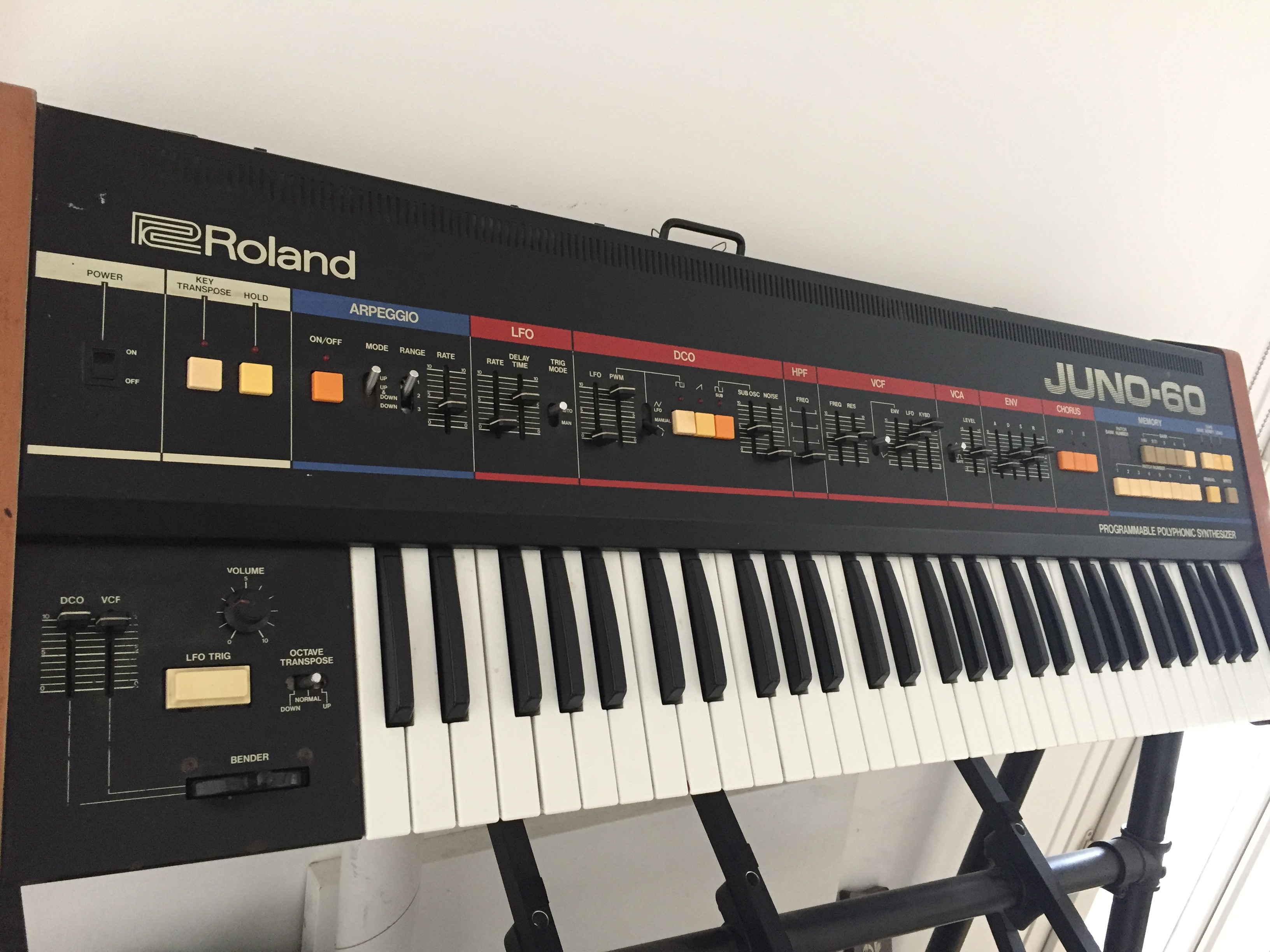 Roland JUNO-60 image (#2057789) - Audiofanzine