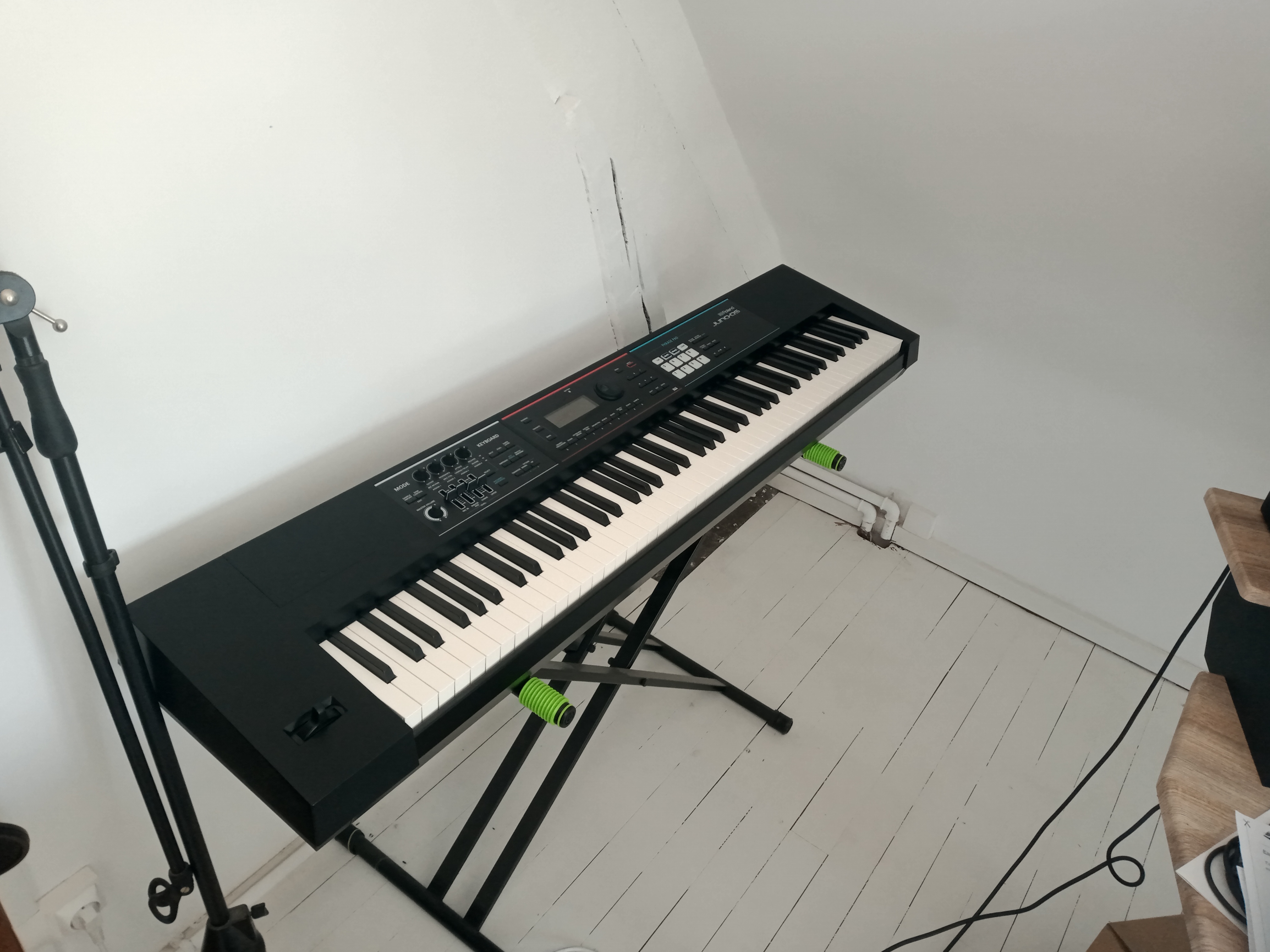 JUNODS88 Roland JUNODS88 Audiofanzine