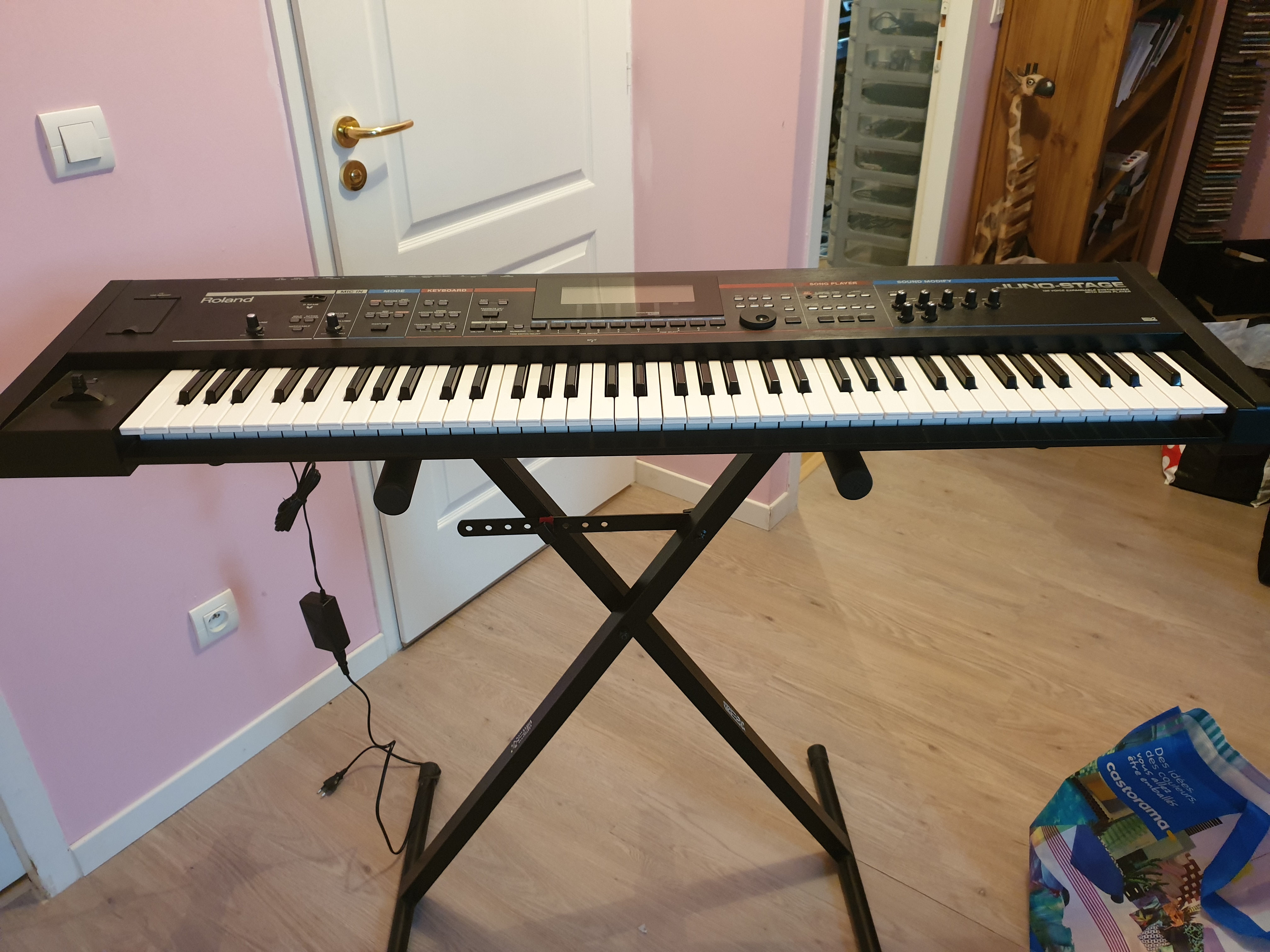 JUNOStage Roland JUNOStage Audiofanzine