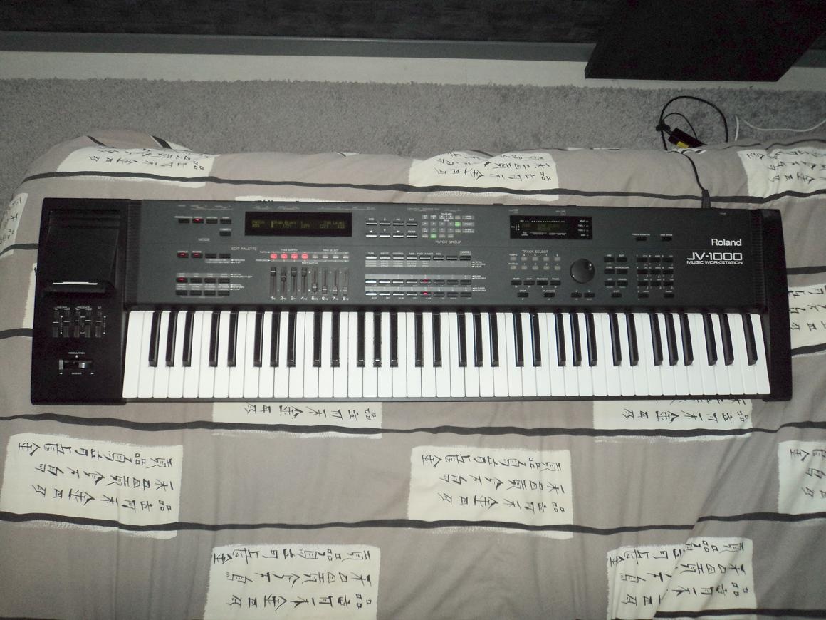 Photo Roland JV1000 Roland JV1000 (67044) (481907) Audiofanzine