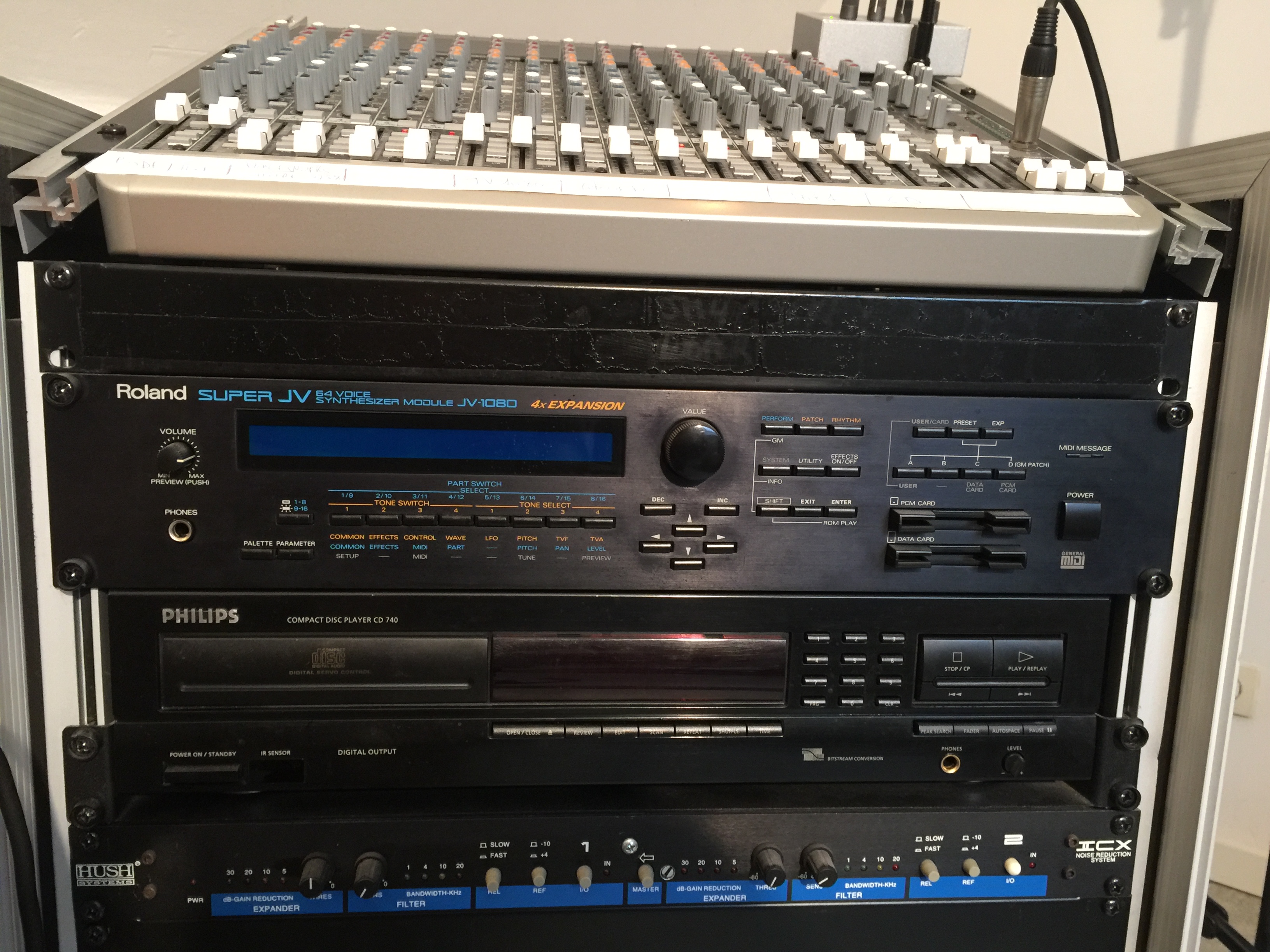 Photo Roland JV1080 Roland JV1080 (24487) (1669325) Audiofanzine