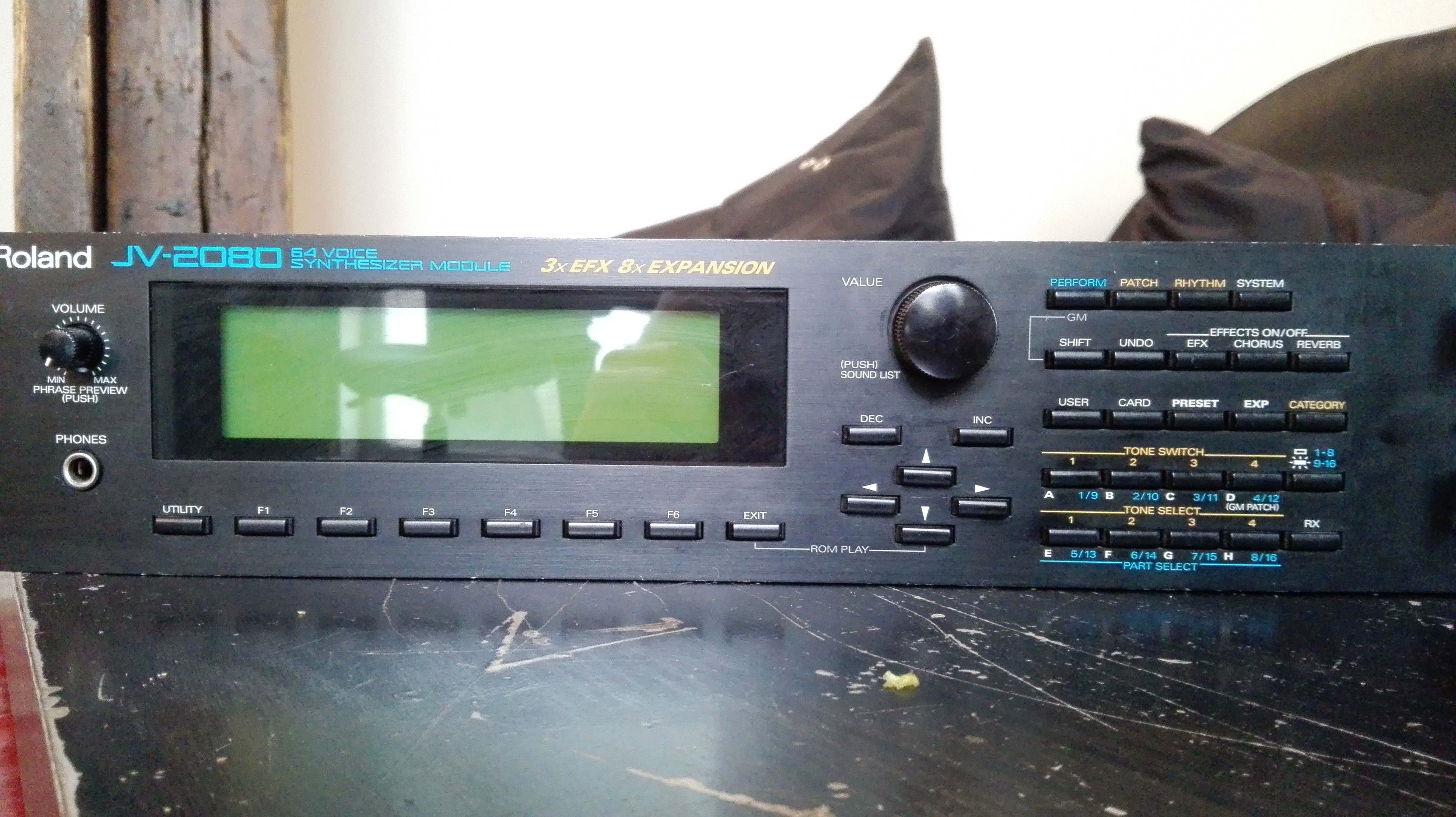 JV2080 Roland JV2080 Audiofanzine