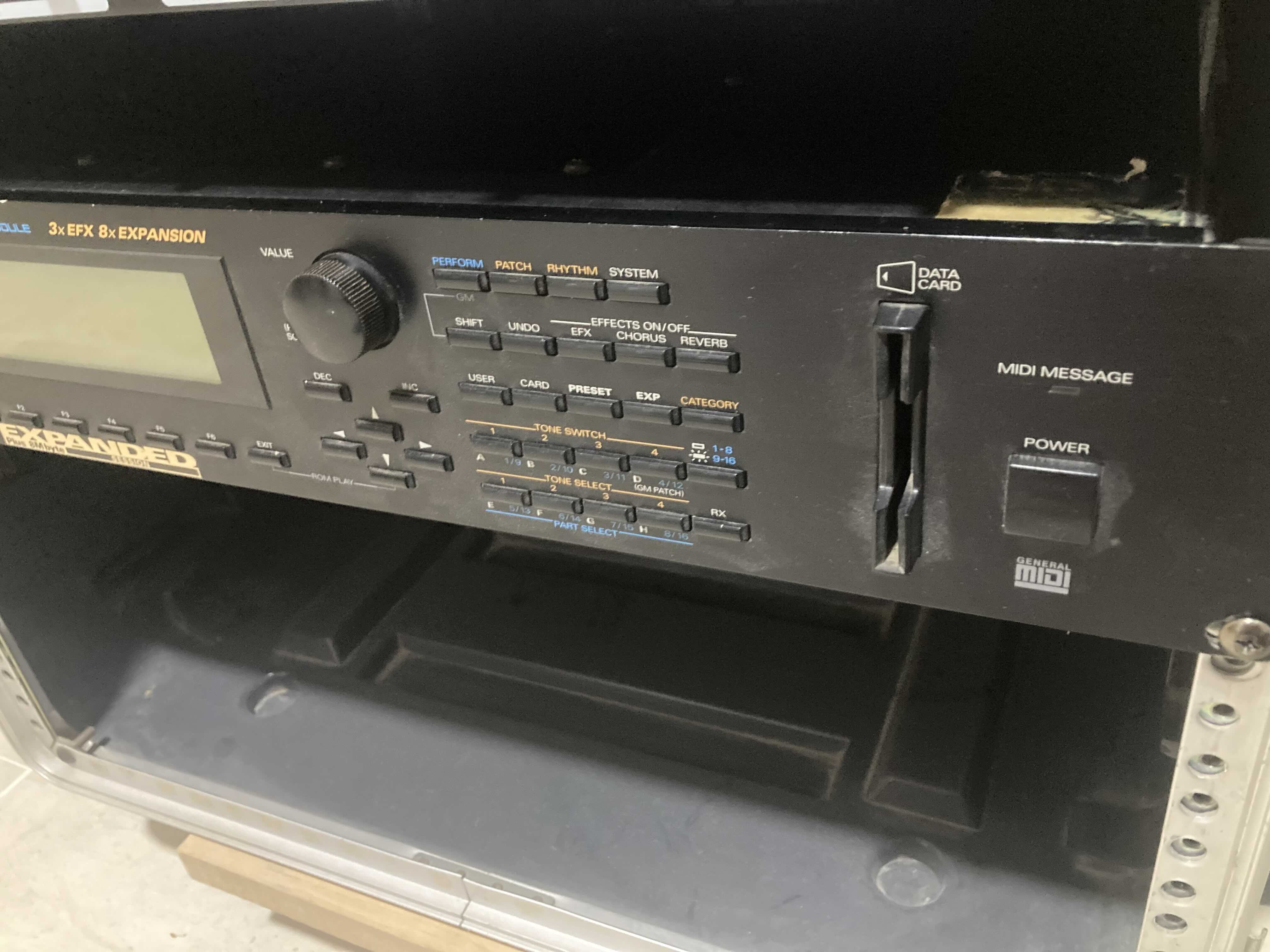 Roland JV-2080 ハードウェア音源モジュール Roland JV-2080 音源モジュール ローランド
