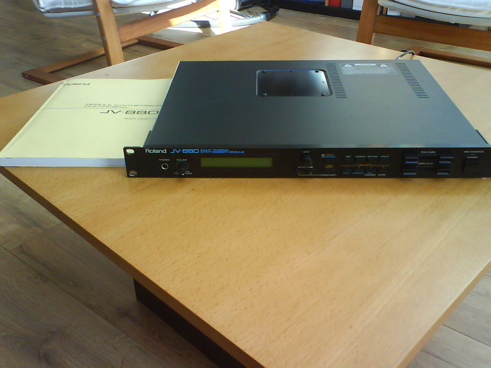 Photo Roland JV880 Roland JV880 (56002) (160497) Audiofanzine
